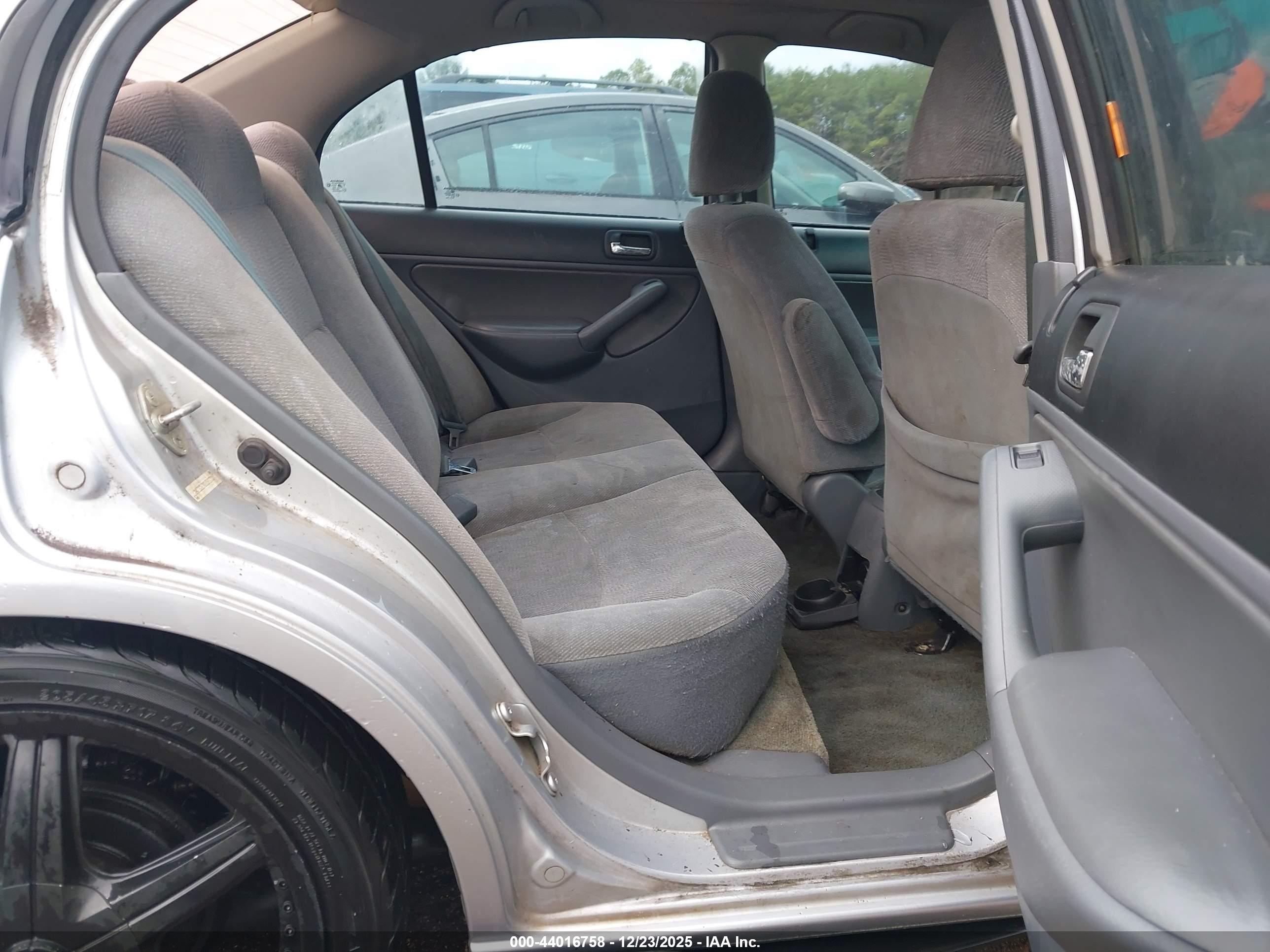 HONDA CIVIC image 8