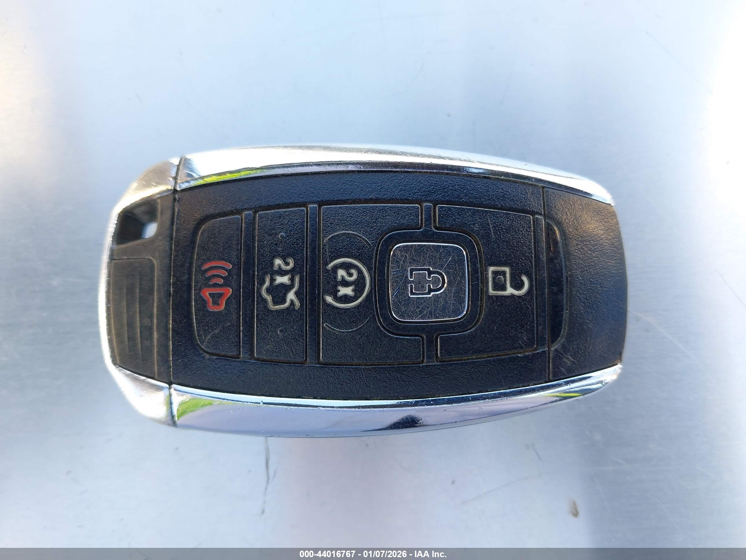LINCOLN MKC image 11