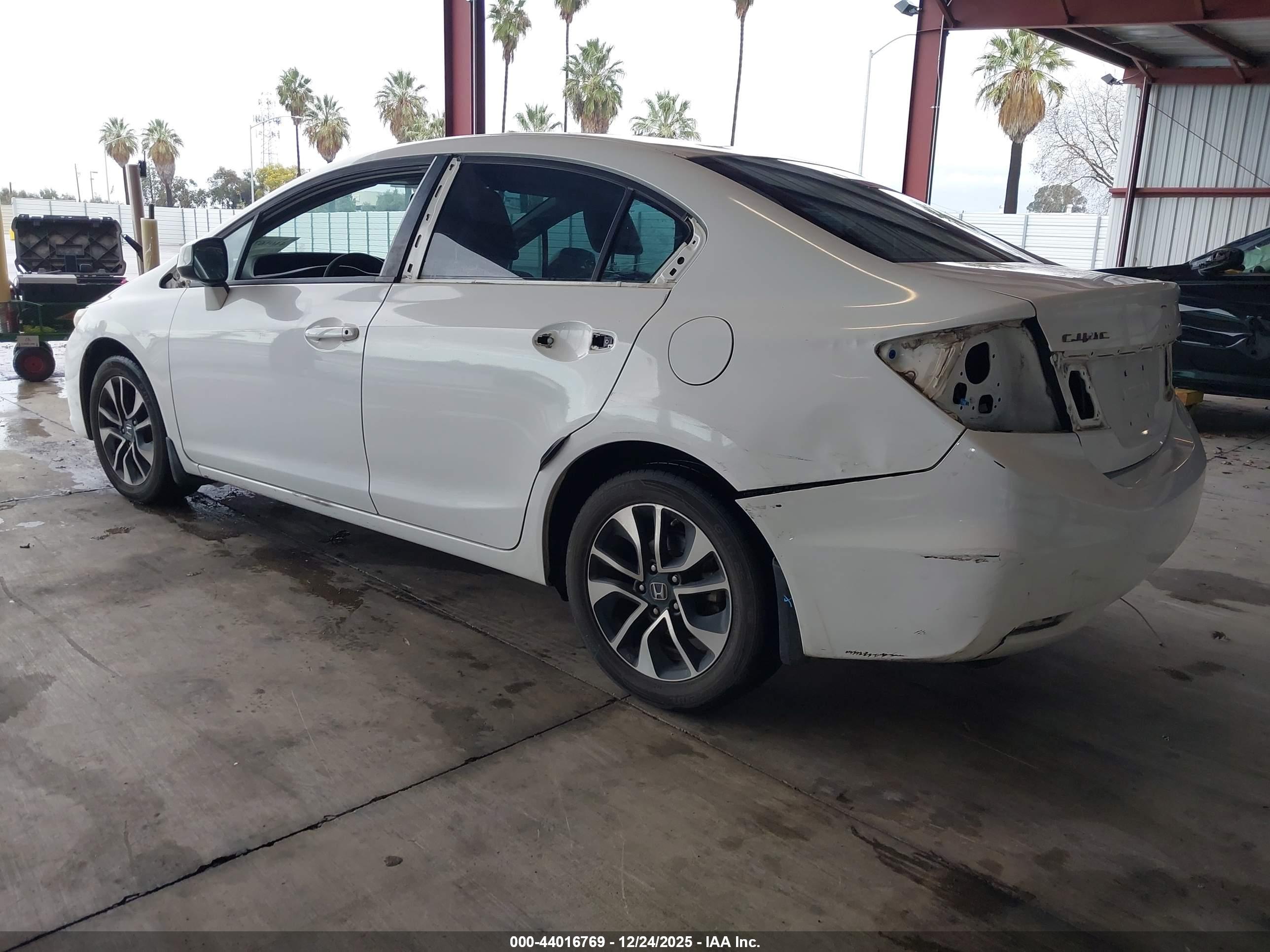 HONDA CIVIC image 3