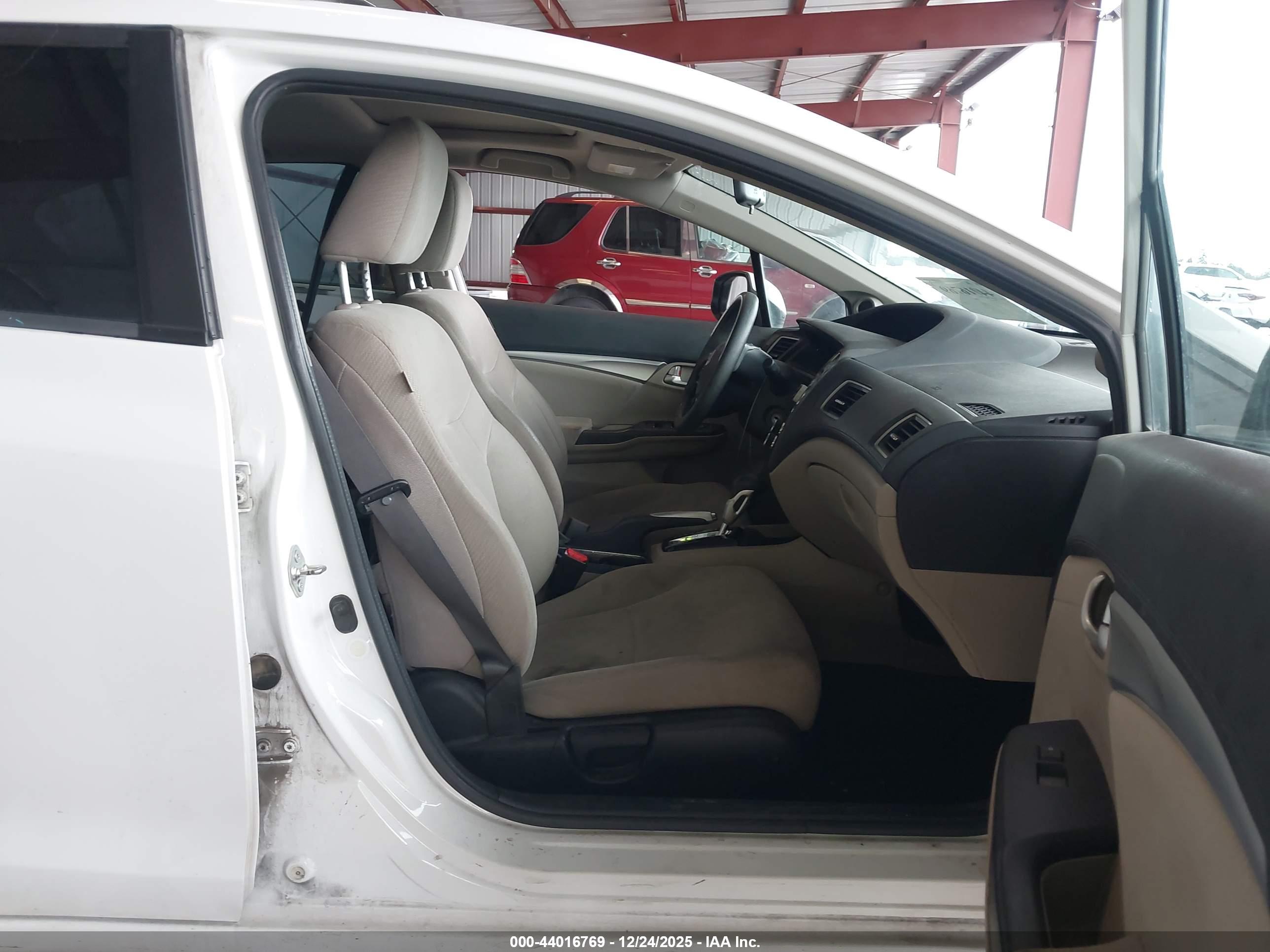 HONDA CIVIC image 5