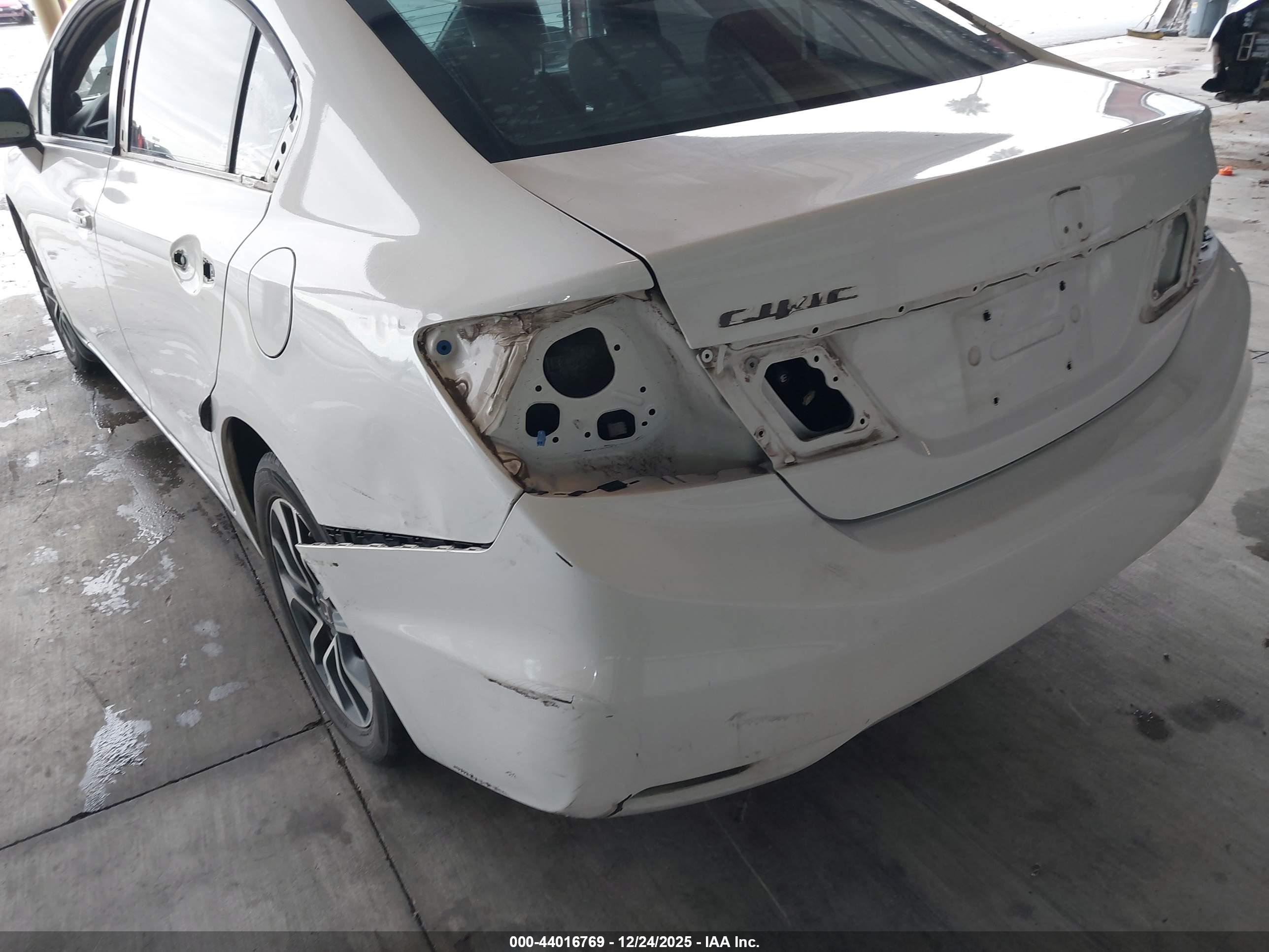HONDA CIVIC image 6