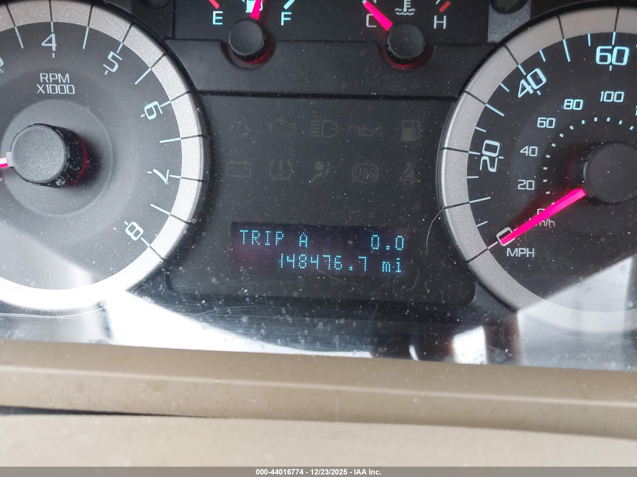 FORD ESCAPE image 7