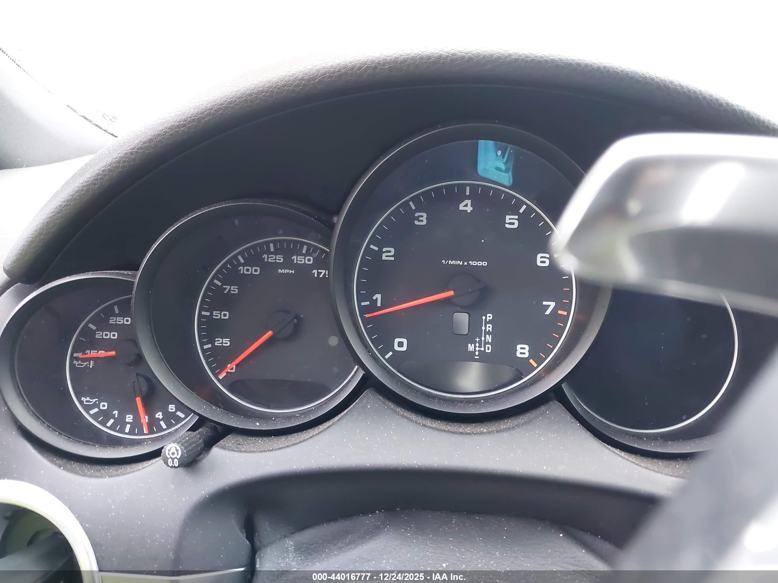 PORSCHE CAYENNE image 7