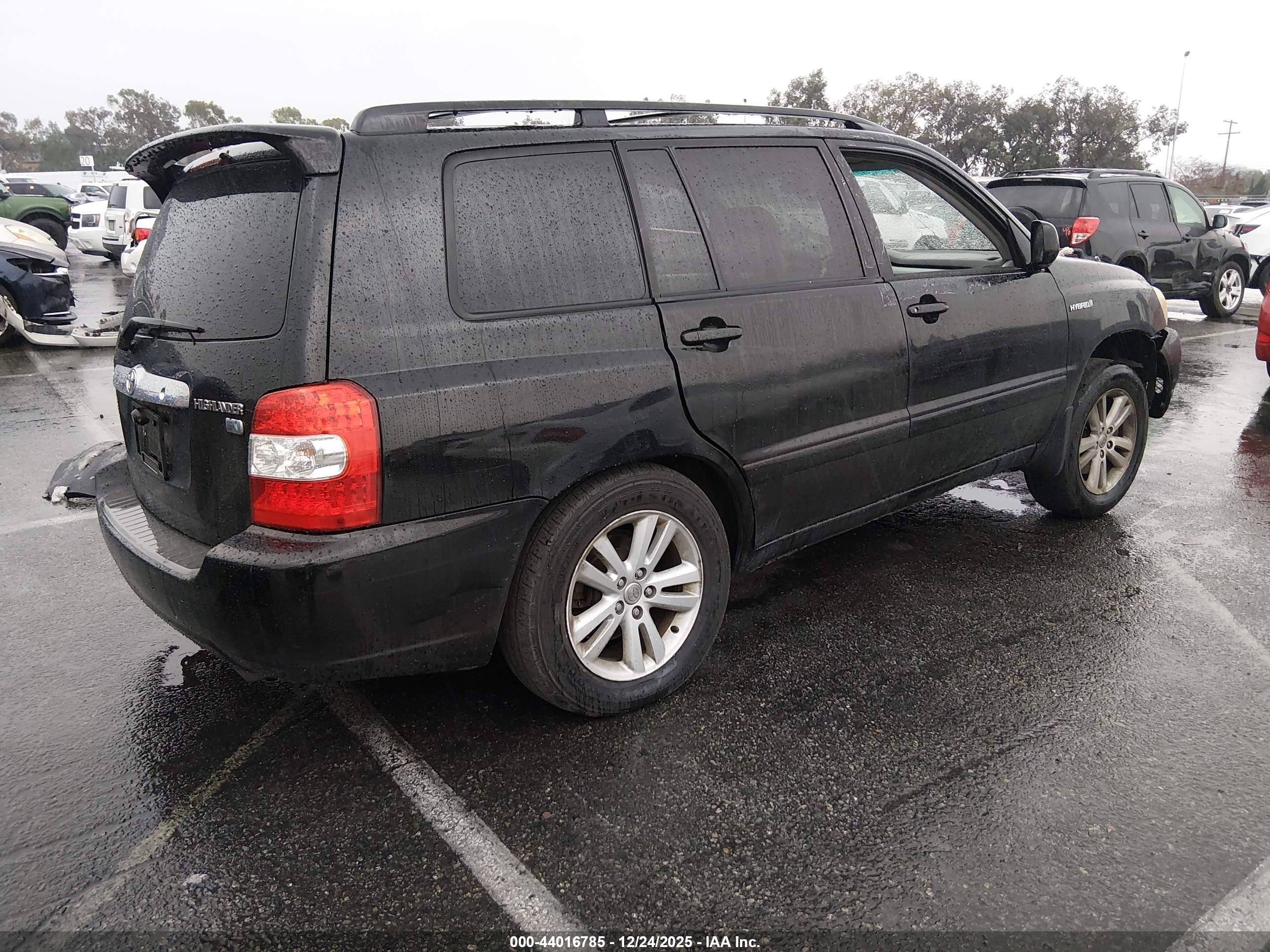 TOYOTA HIGHLANDER image 4