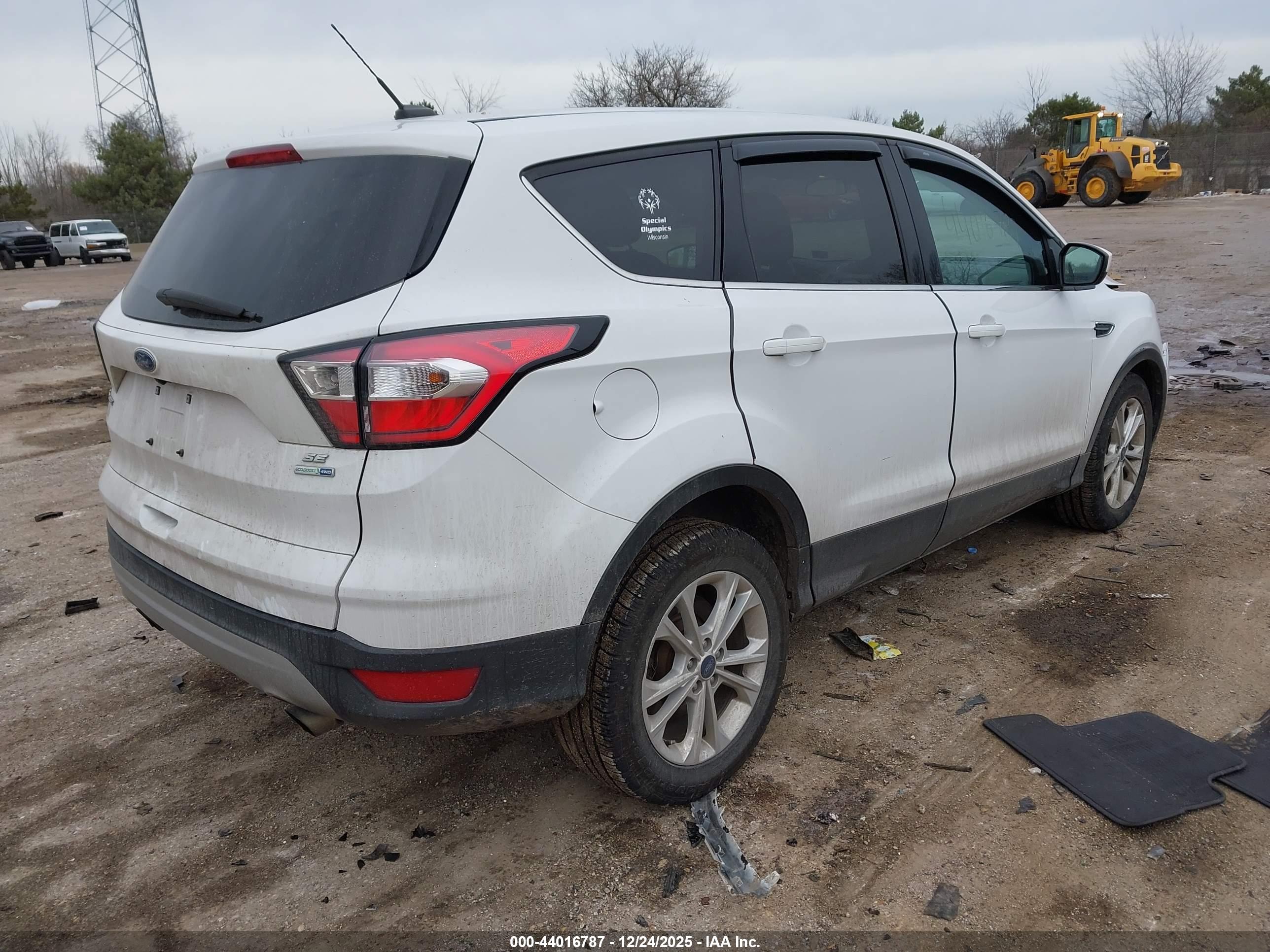 FORD ESCAPE image 4