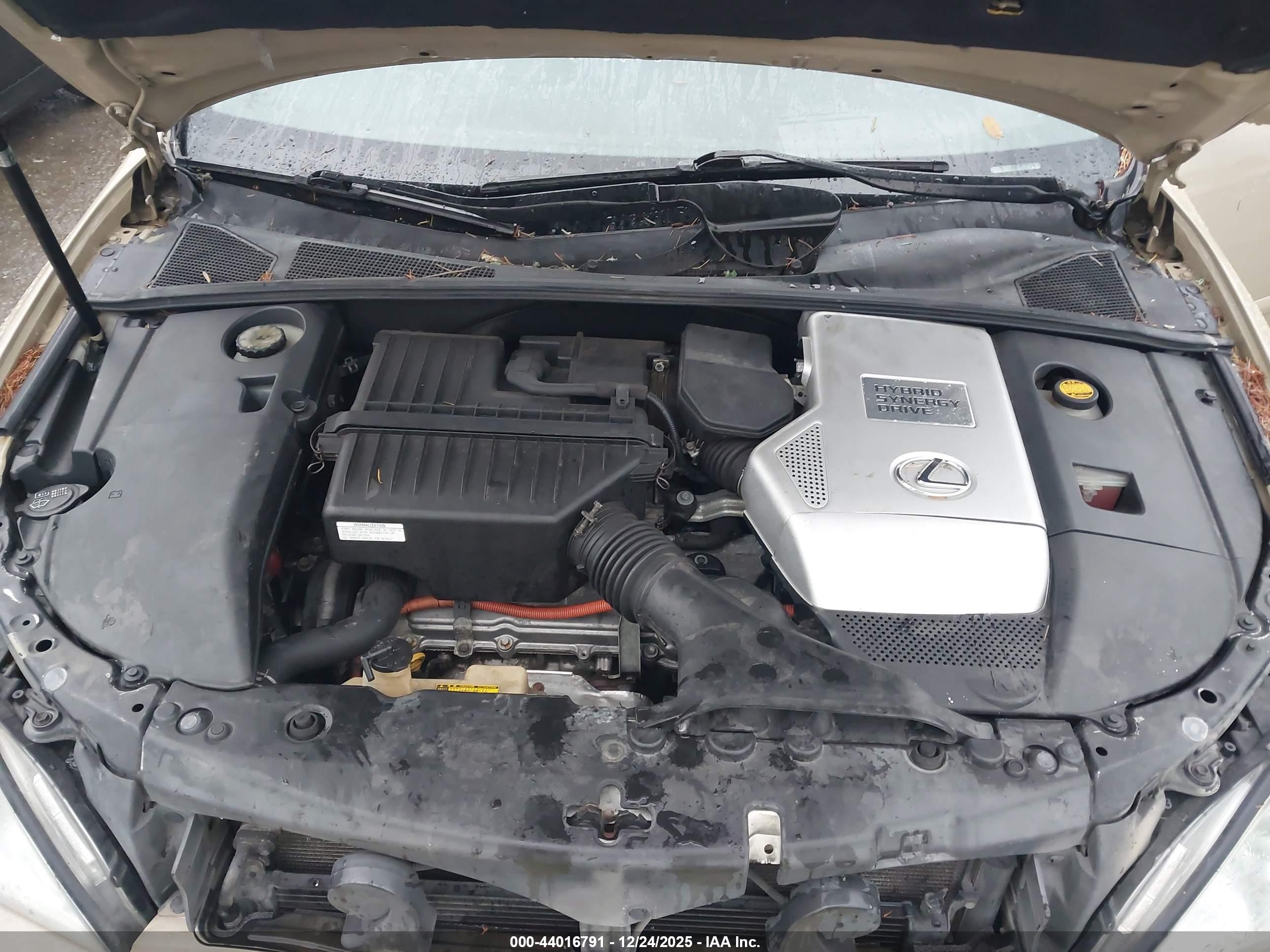 LEXUS RX image 10