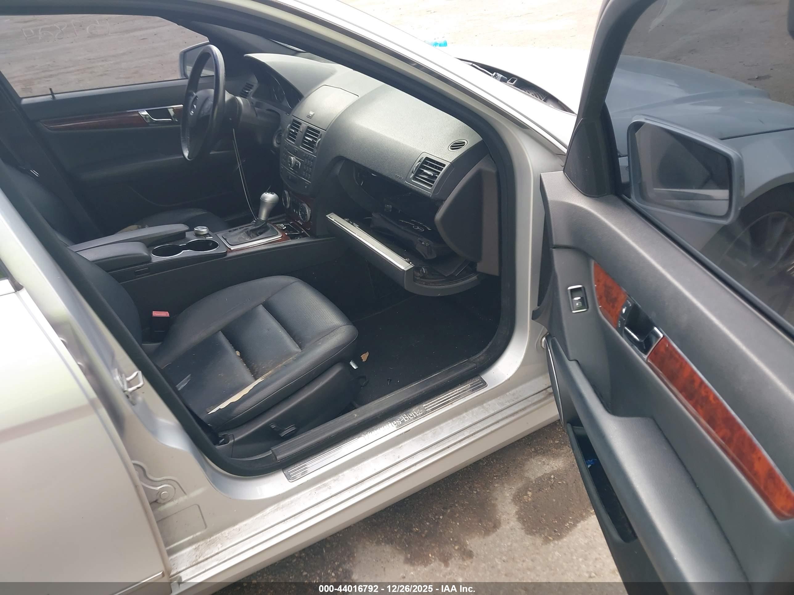 MERCEDES-BENZ C image 5