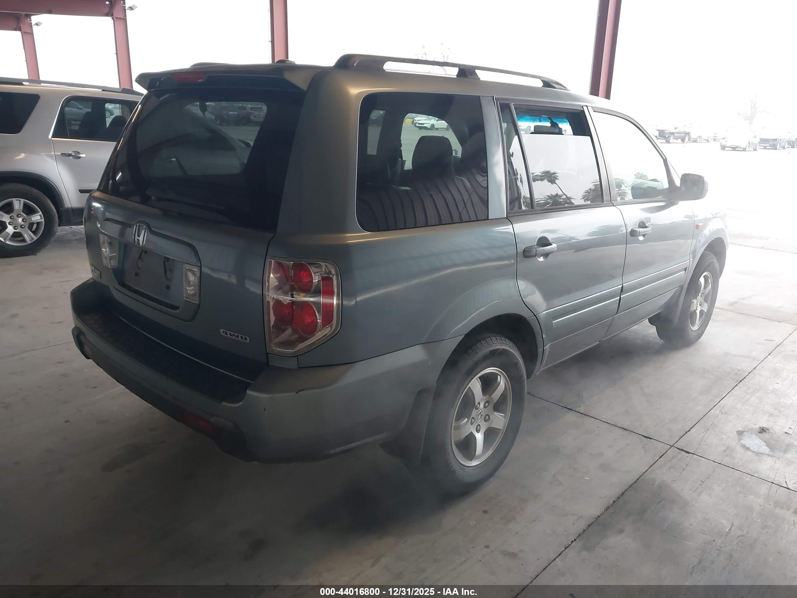 HONDA PILOT image 4