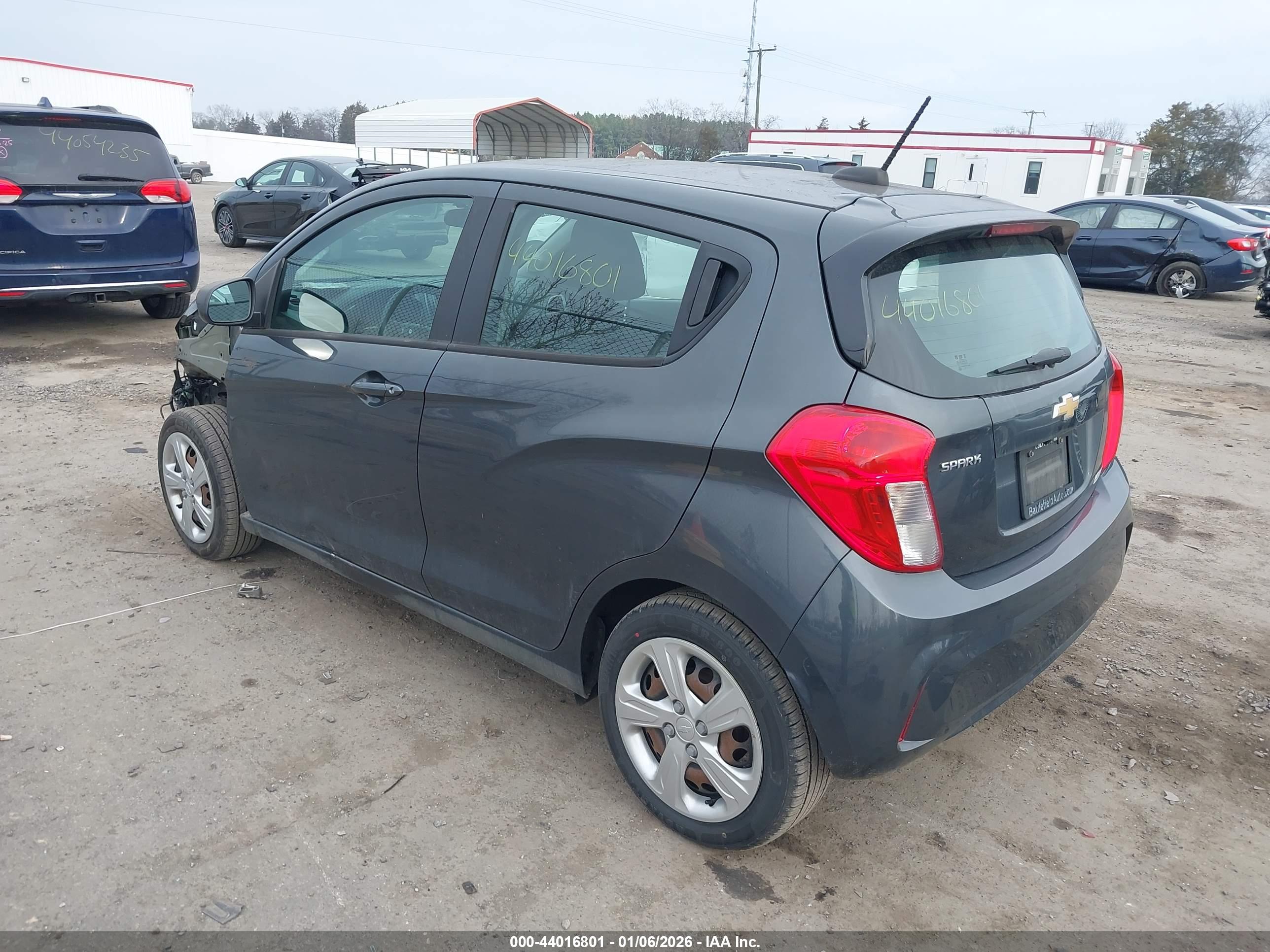 CHEVROLET SPARK image 3