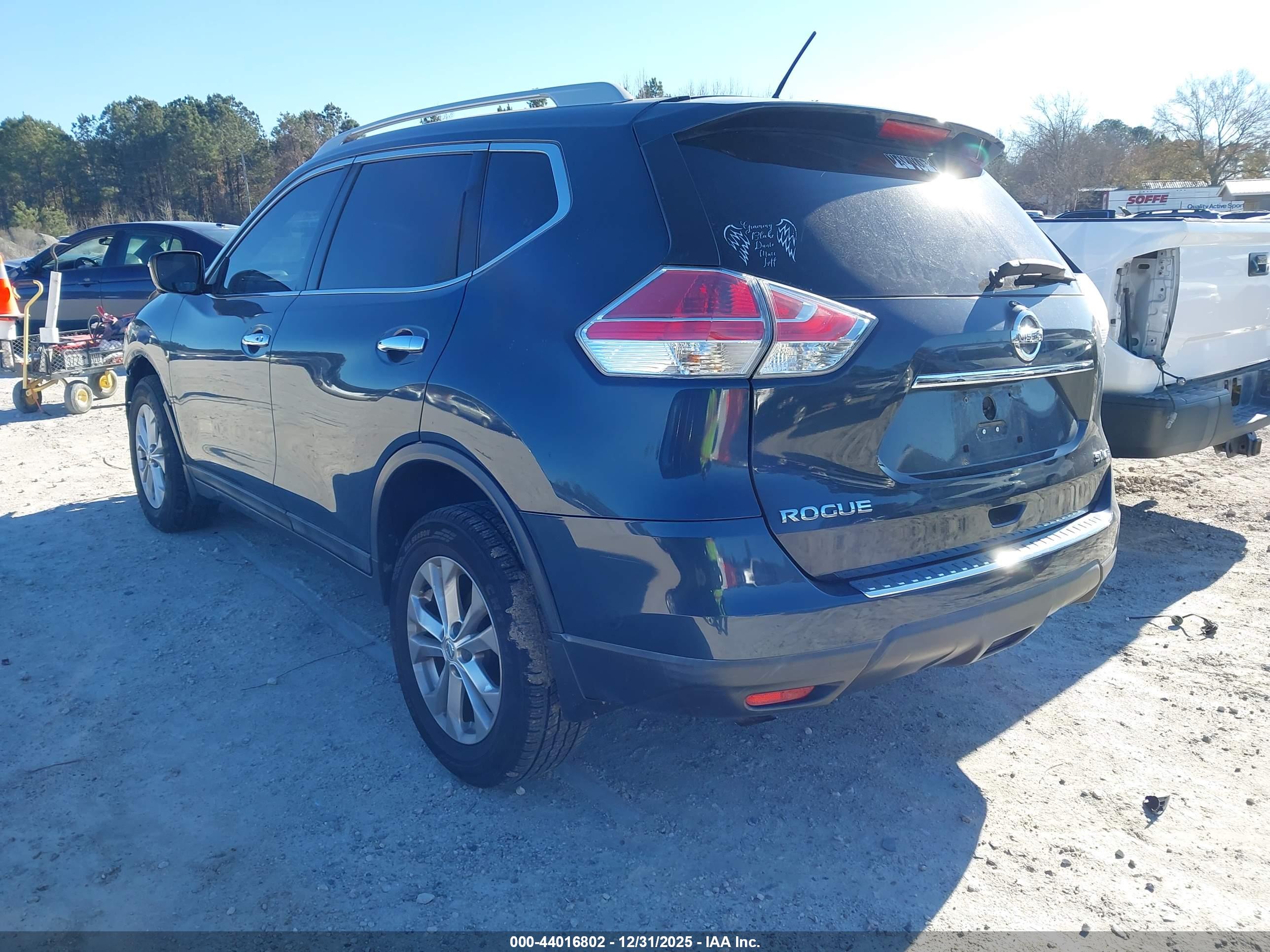 NISSAN ROGUE image 3