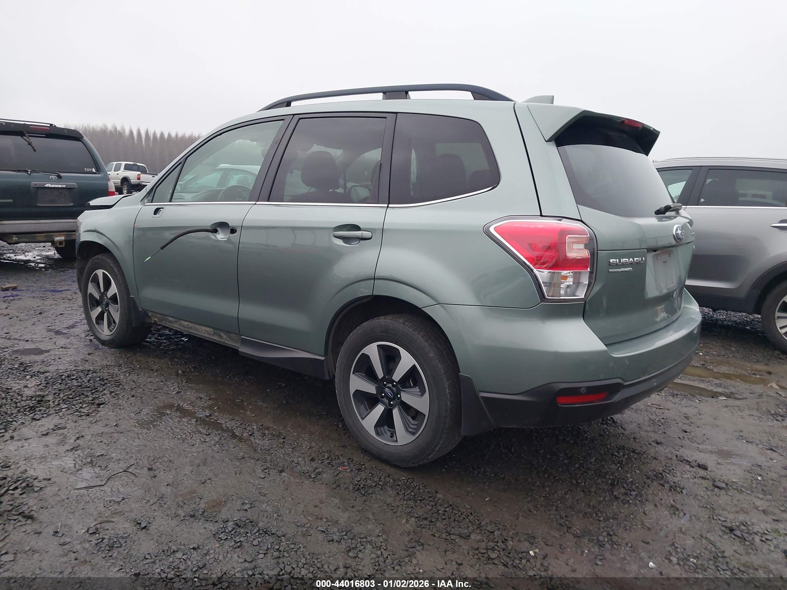 SUBARU FORESTER image 3