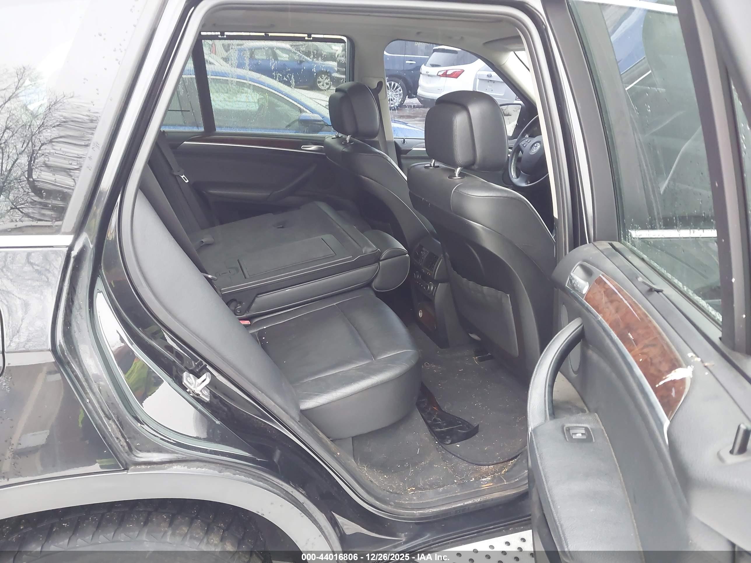 BMW X5 image 8