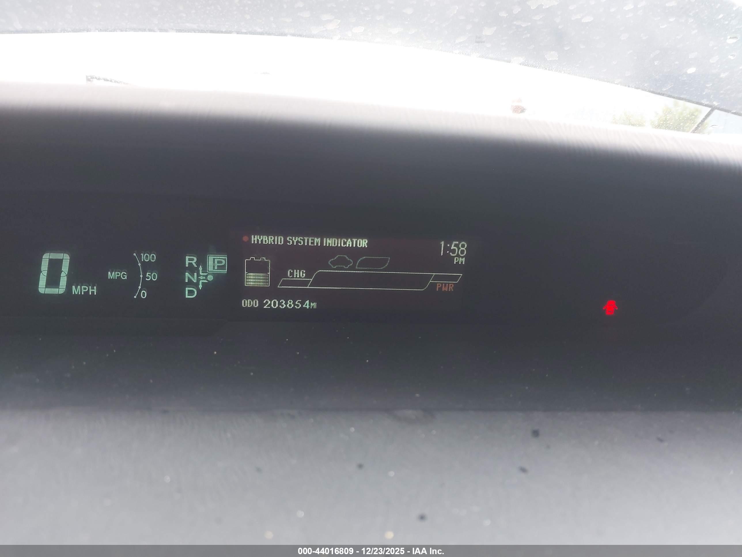 TOYOTA PRIUS image 7