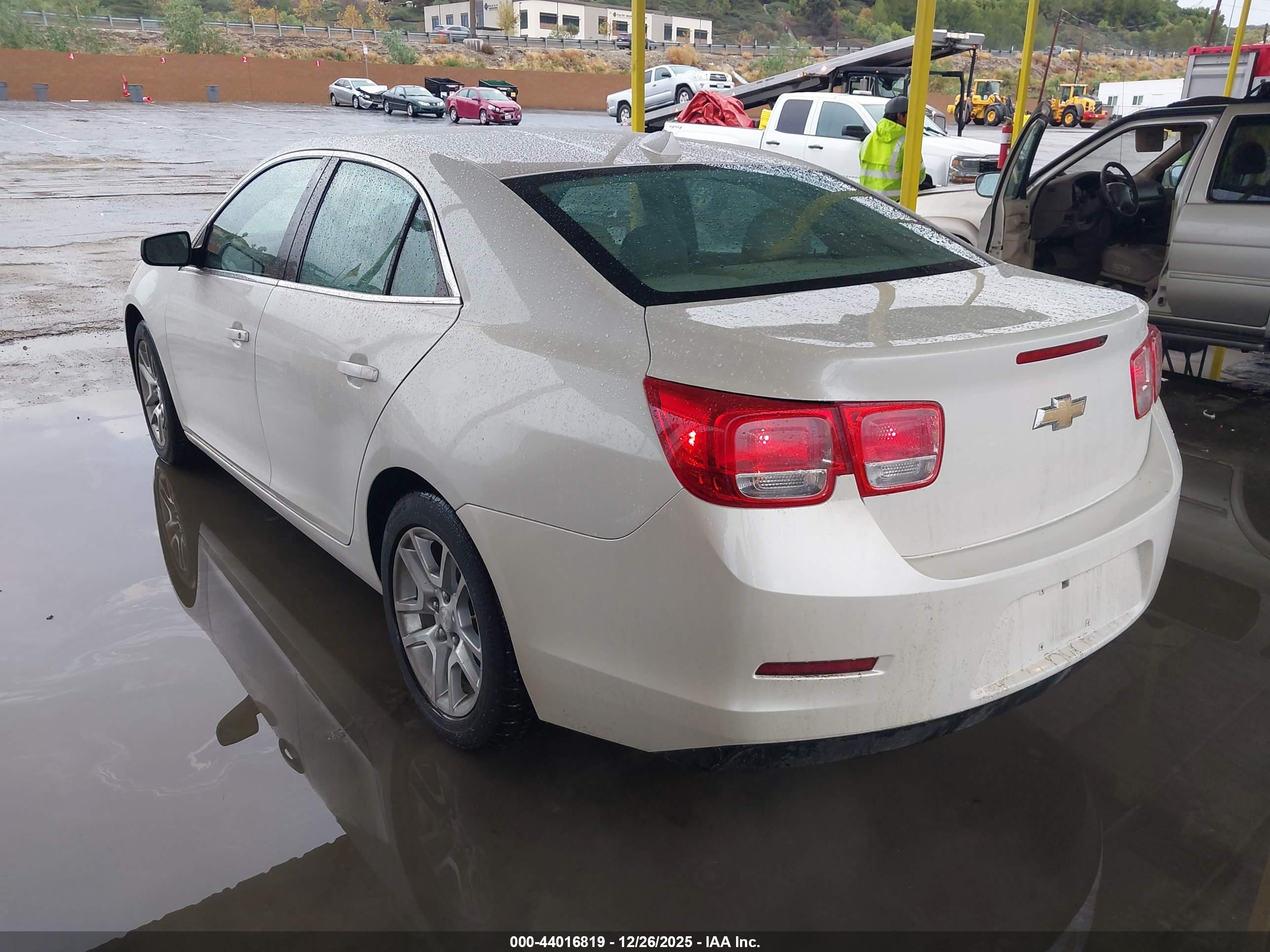 CHEVROLET MALIBU image 3