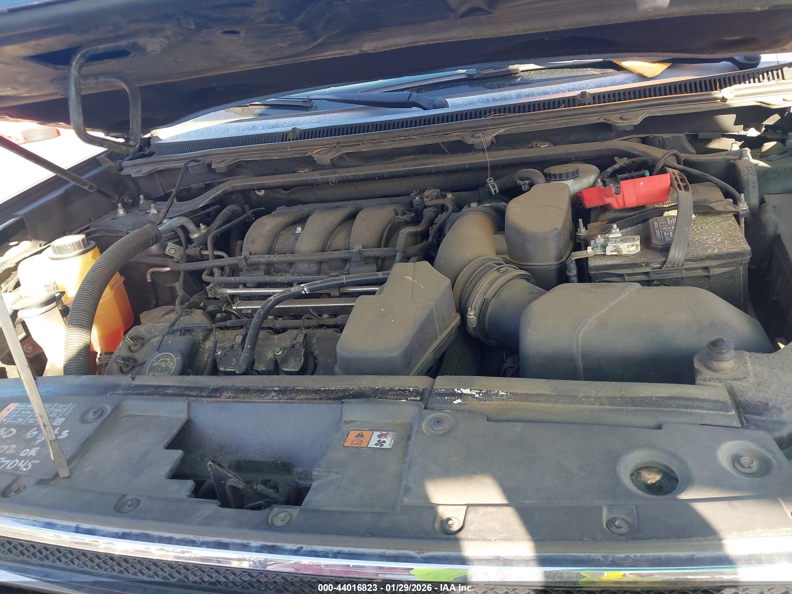 FORD FLEX image 10