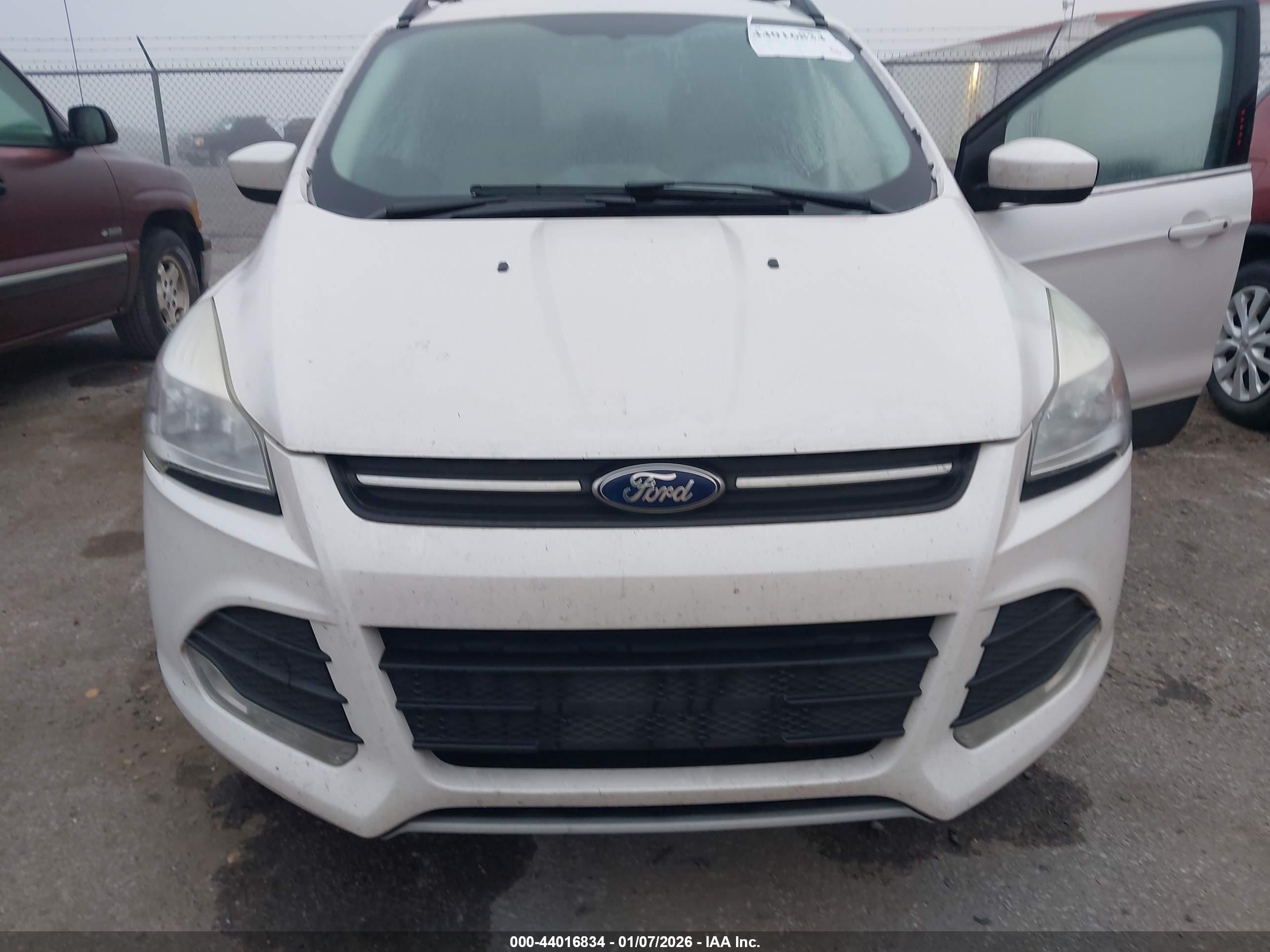 FORD ESCAPE image 6