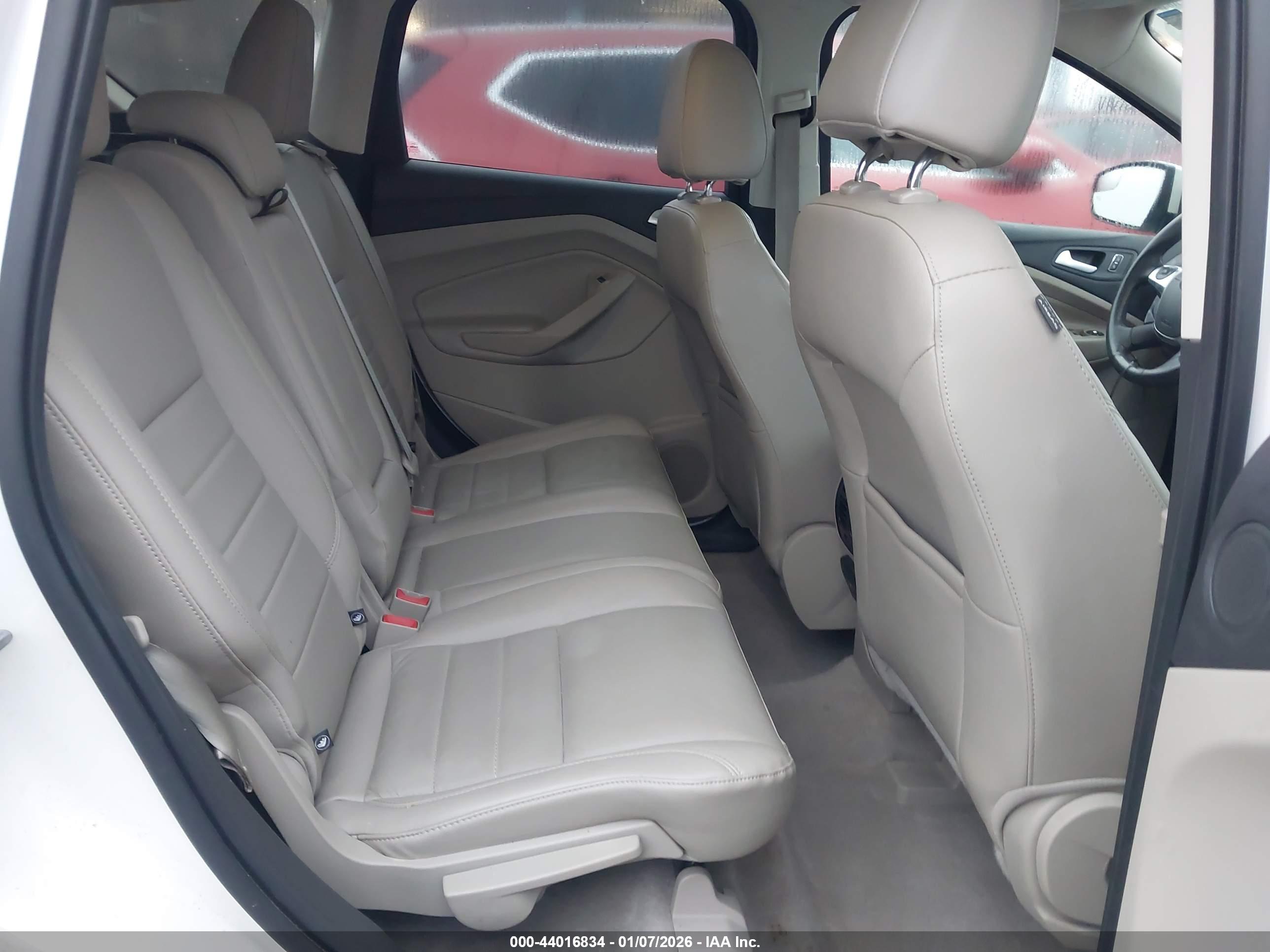 FORD ESCAPE image 8