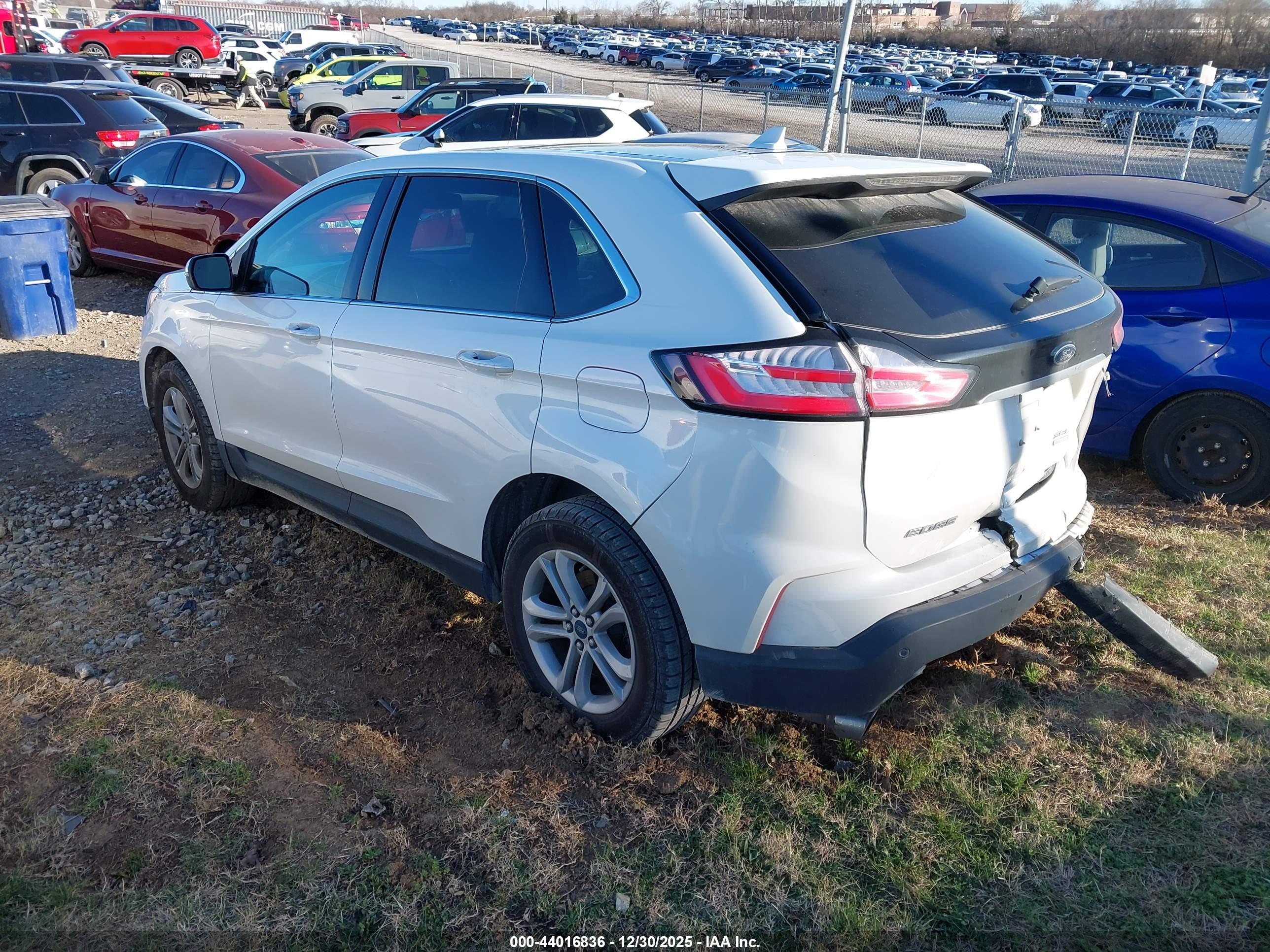 FORD EDGE image 3