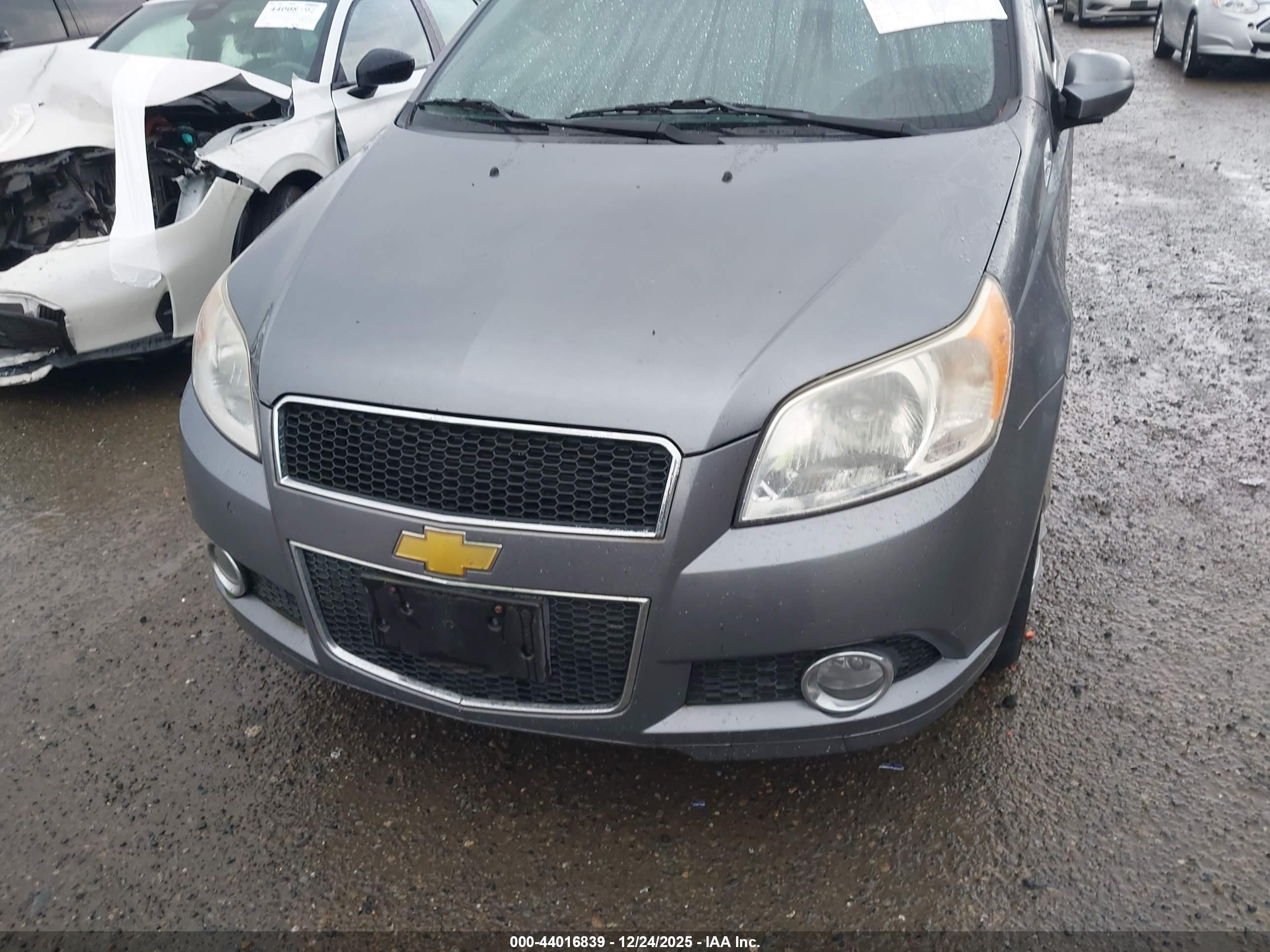 CHEVROLET AVEO image 6