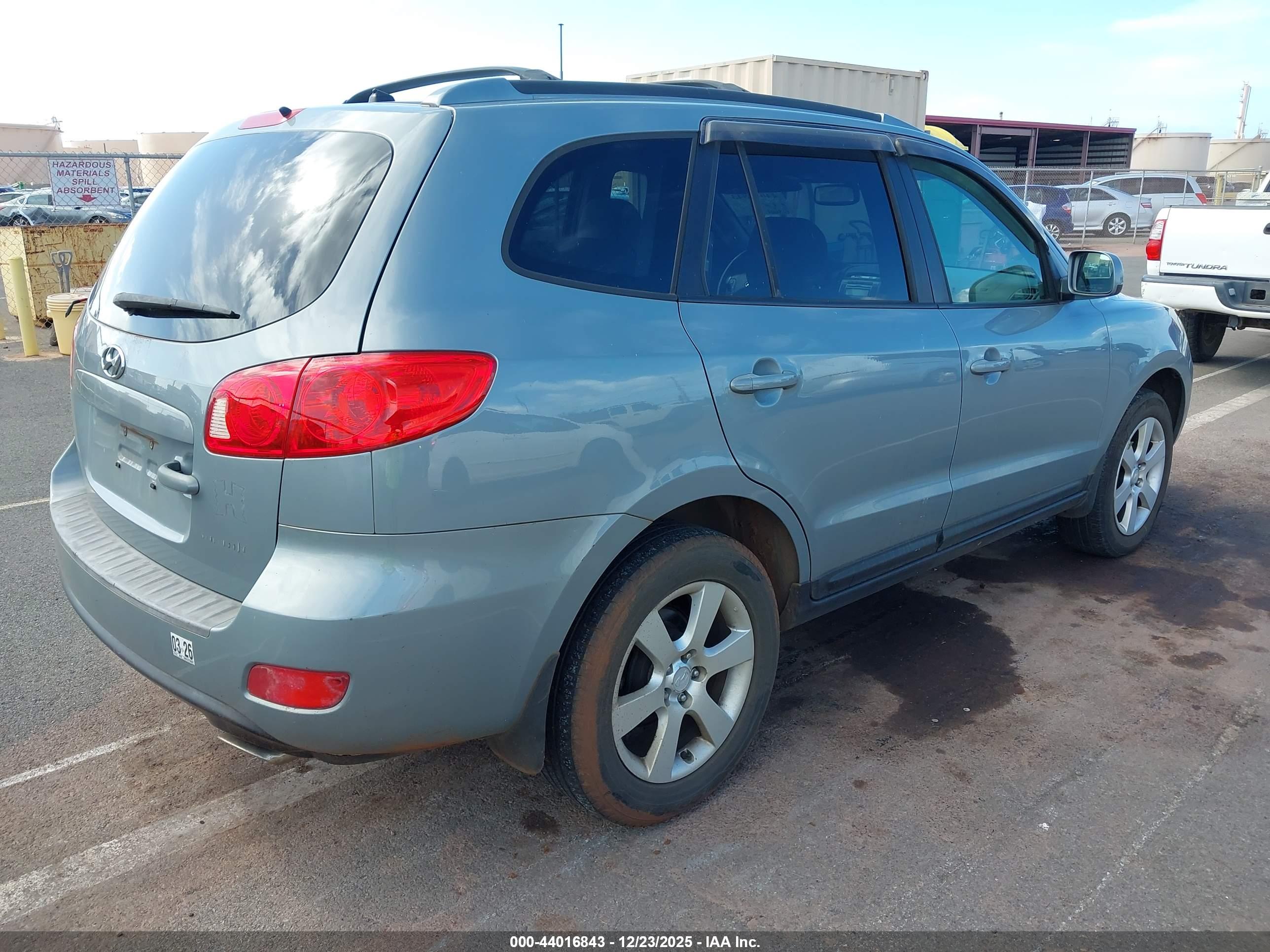 HYUNDAI SANTA image 4
