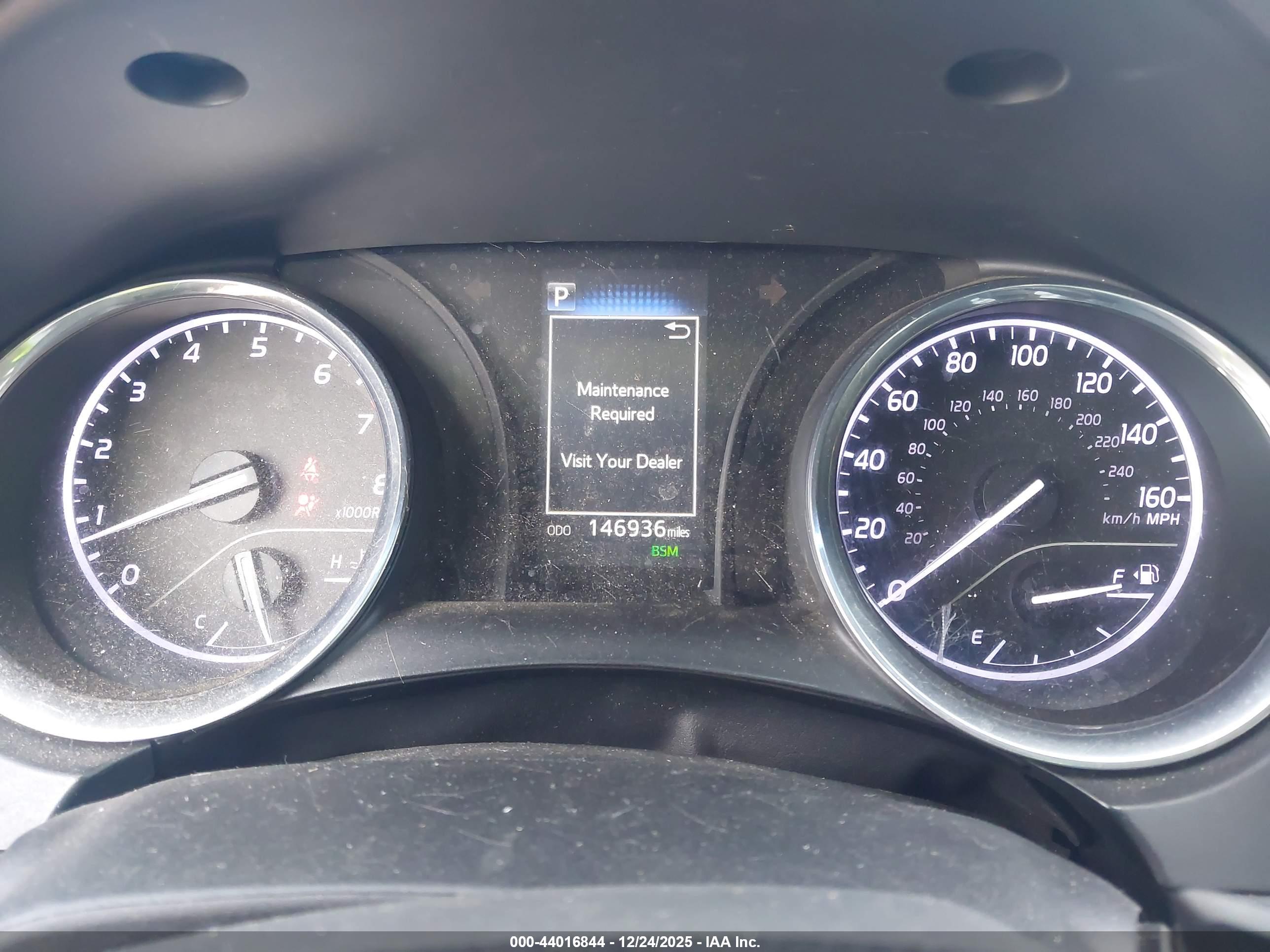 TOYOTA CAMRY image 7