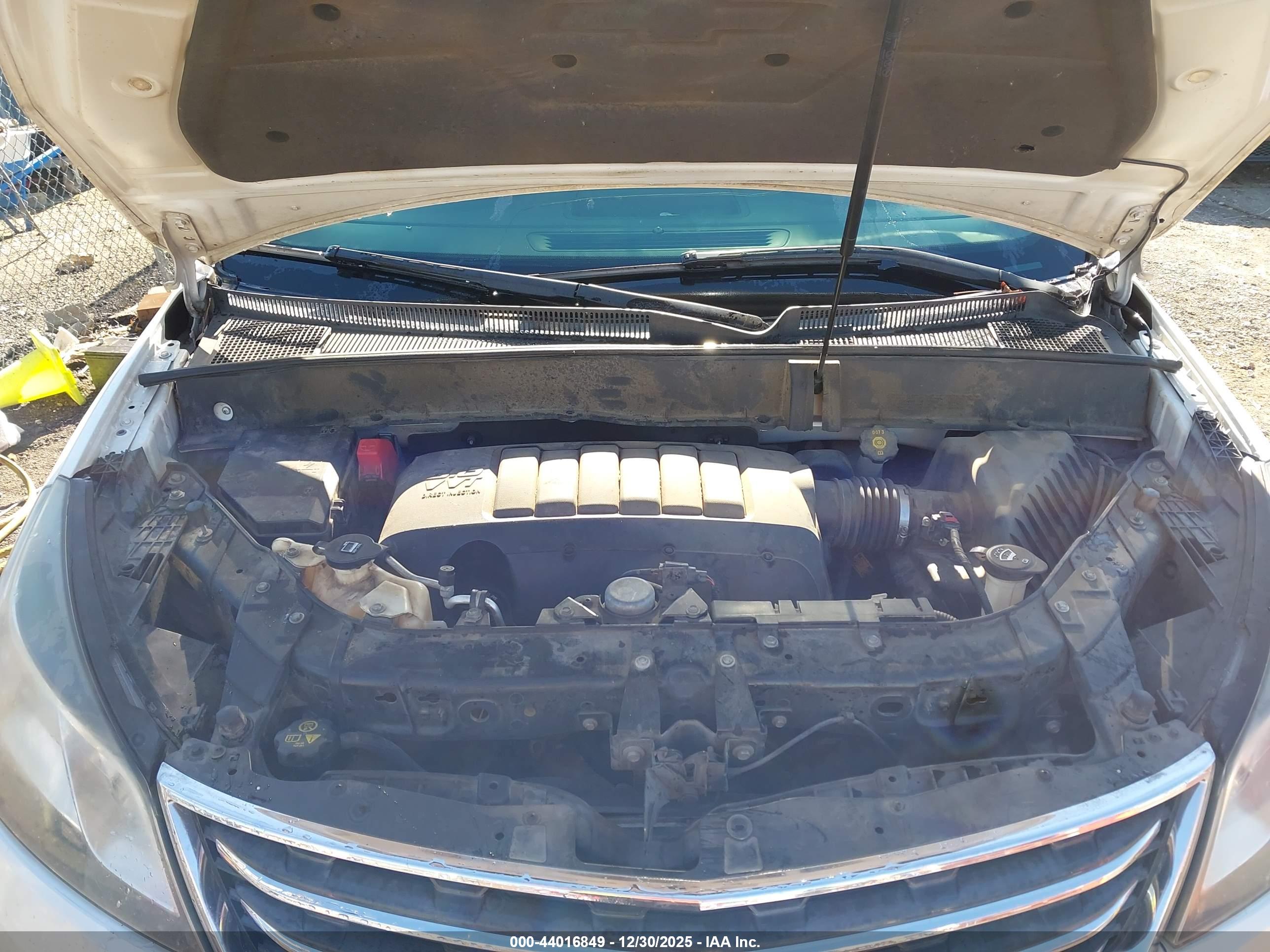 CHEVROLET TRAVERSE image 10
