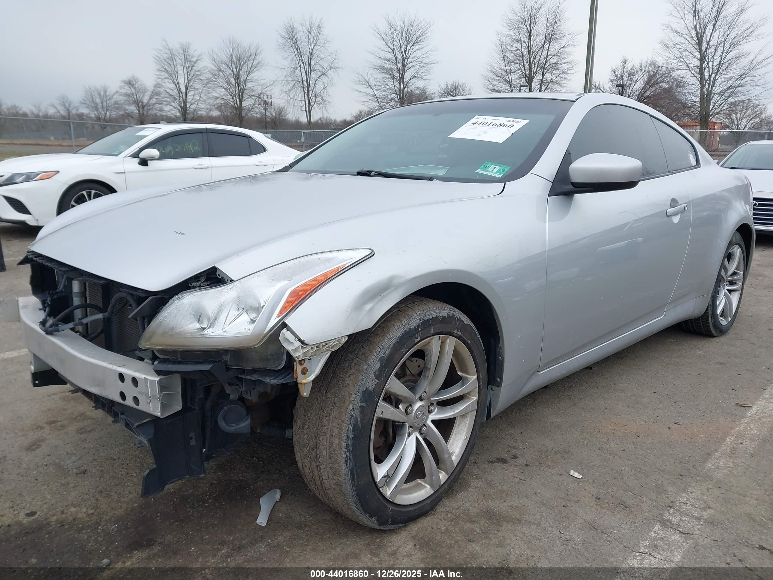 INFINITI G37X image 2
