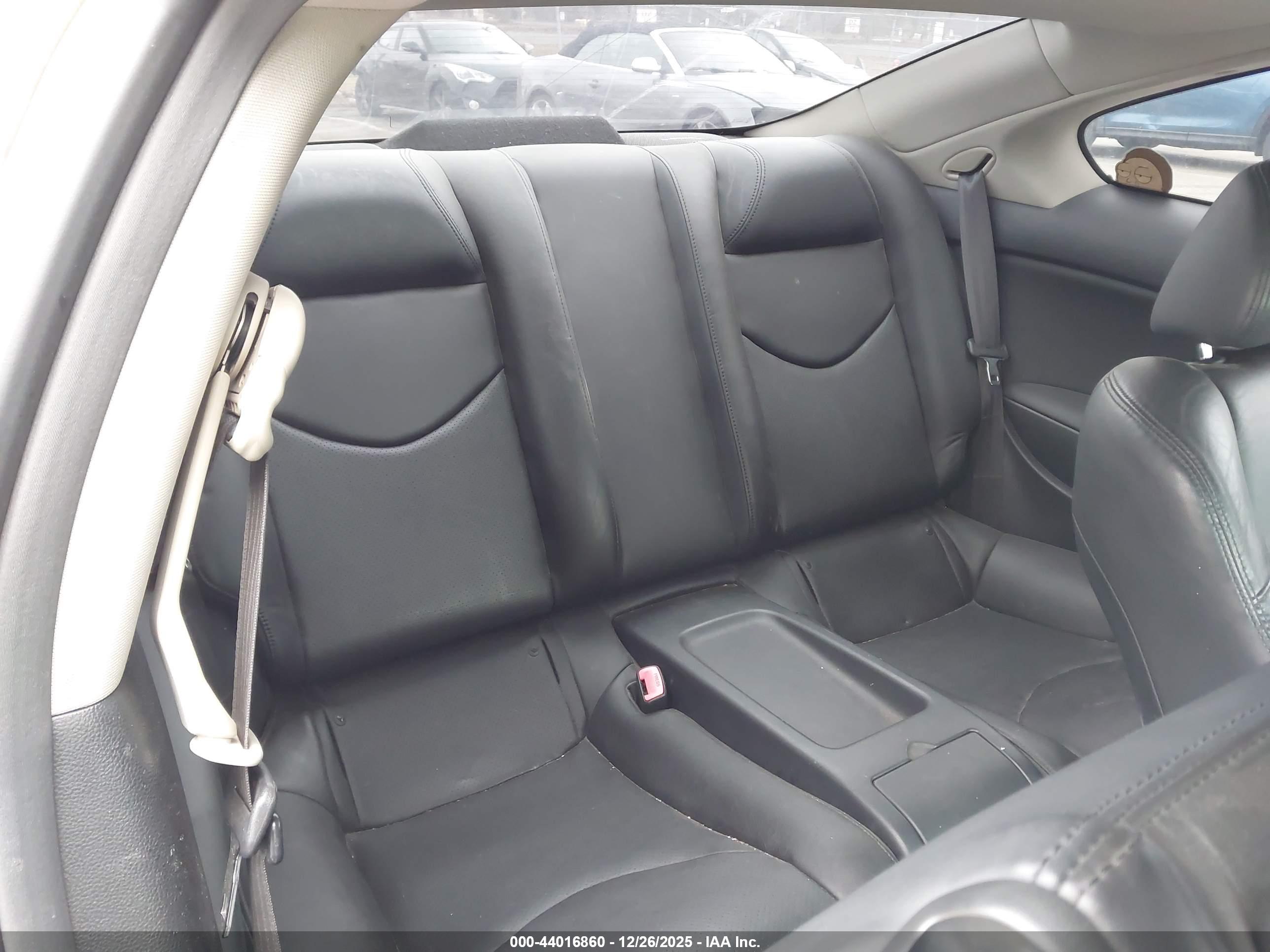 INFINITI G37X image 8