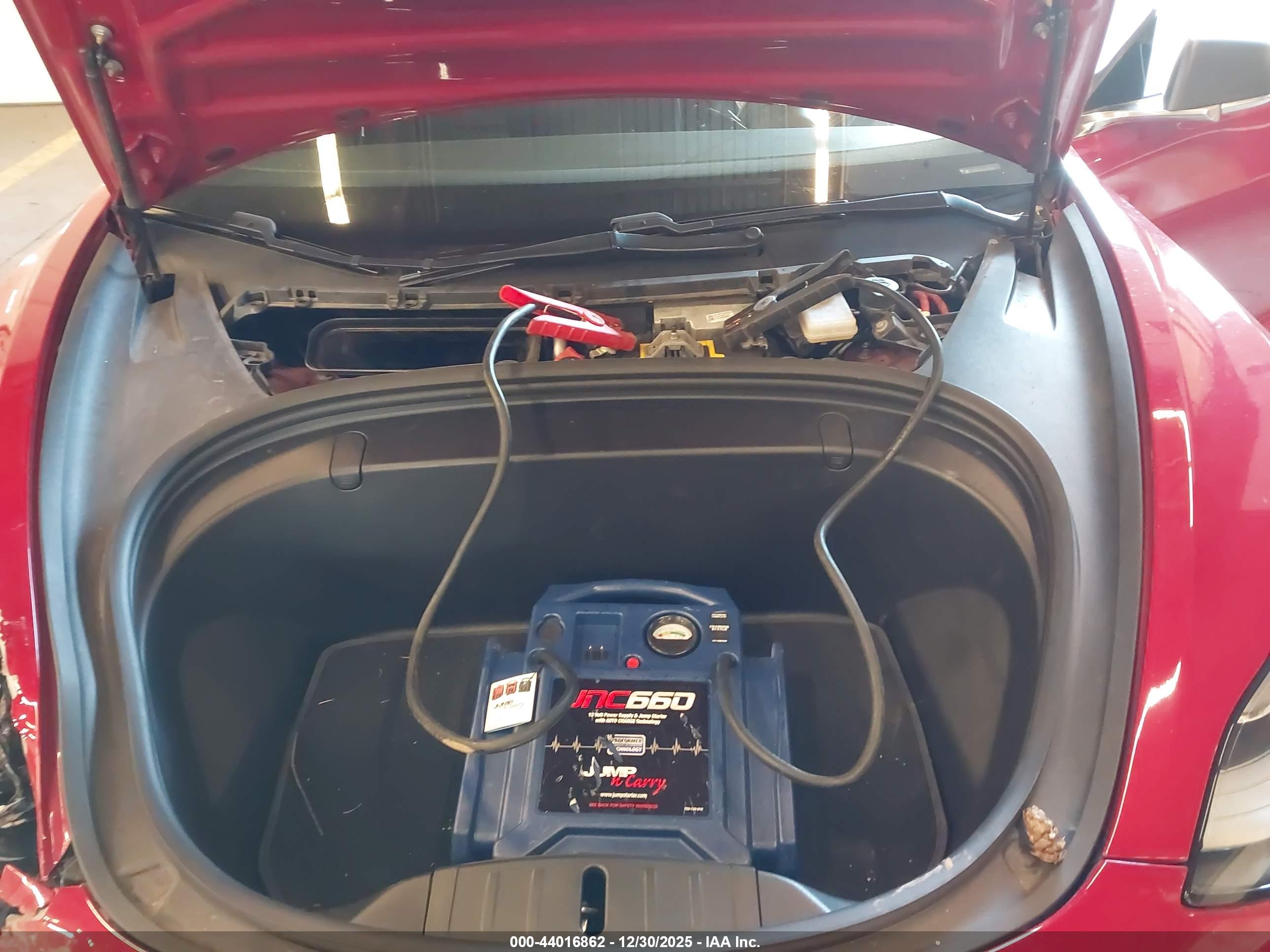 TESLA MODEL image 10