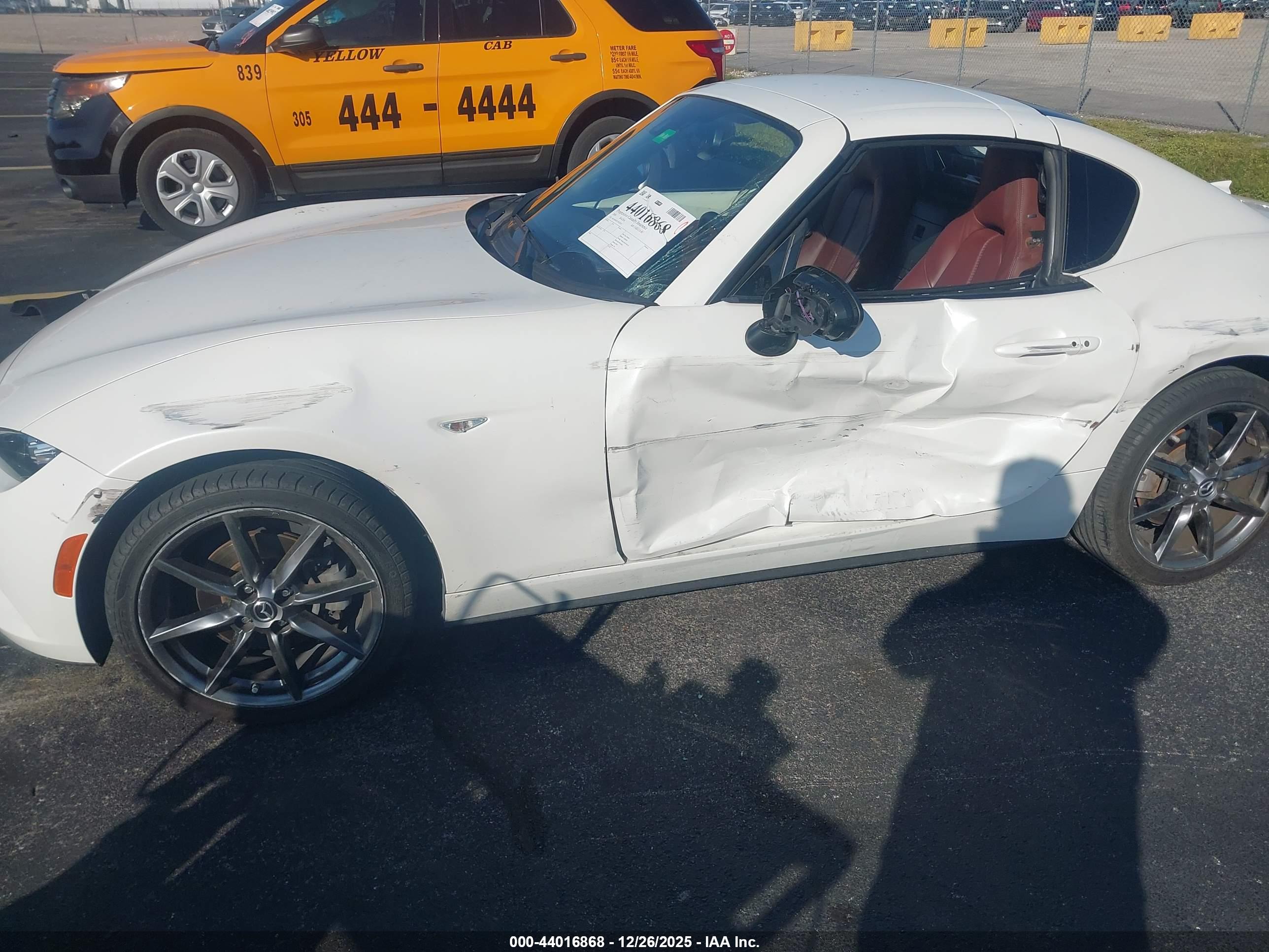 MAZDA MX-5 image 6