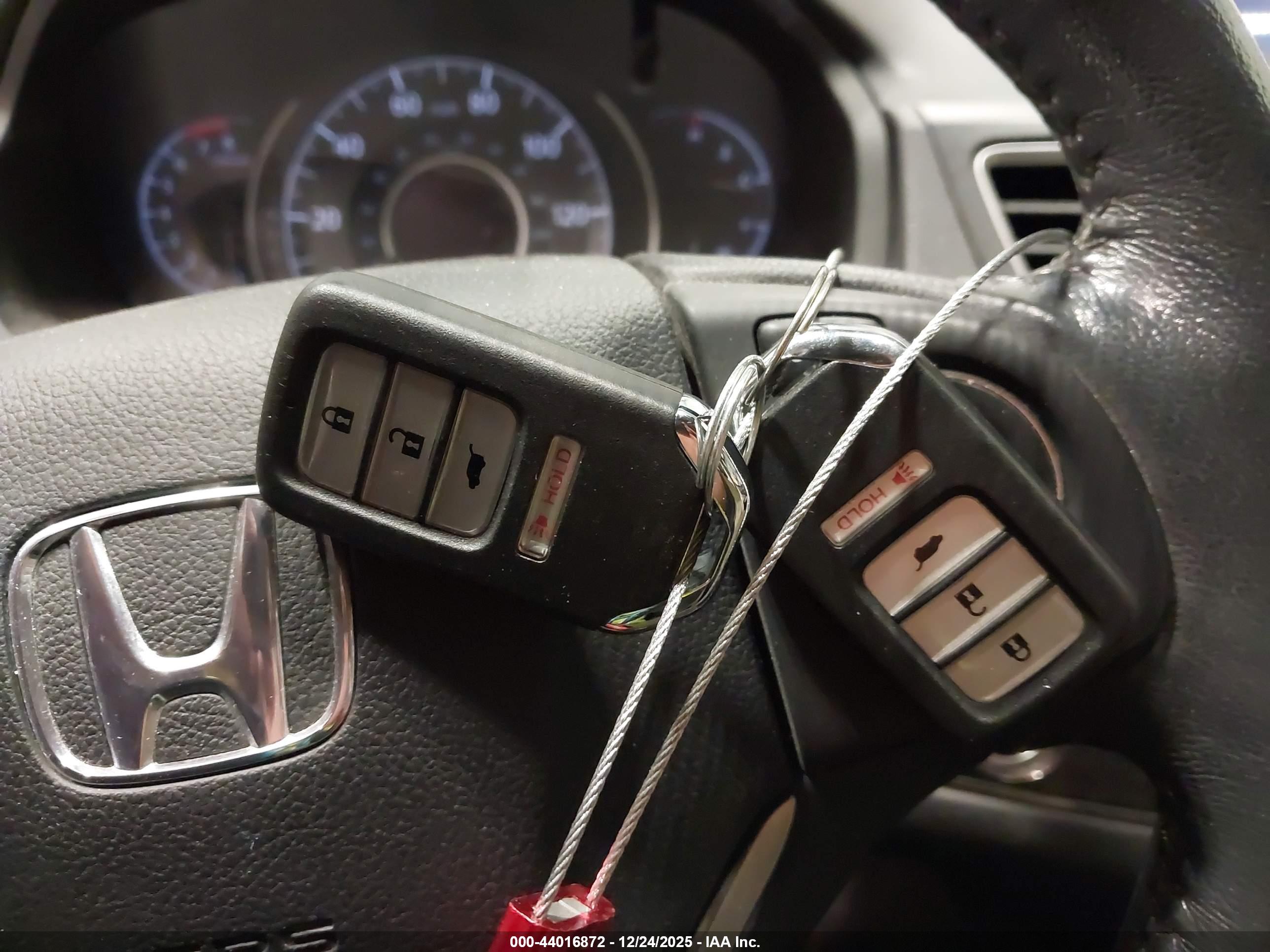 HONDA CR-V image 11