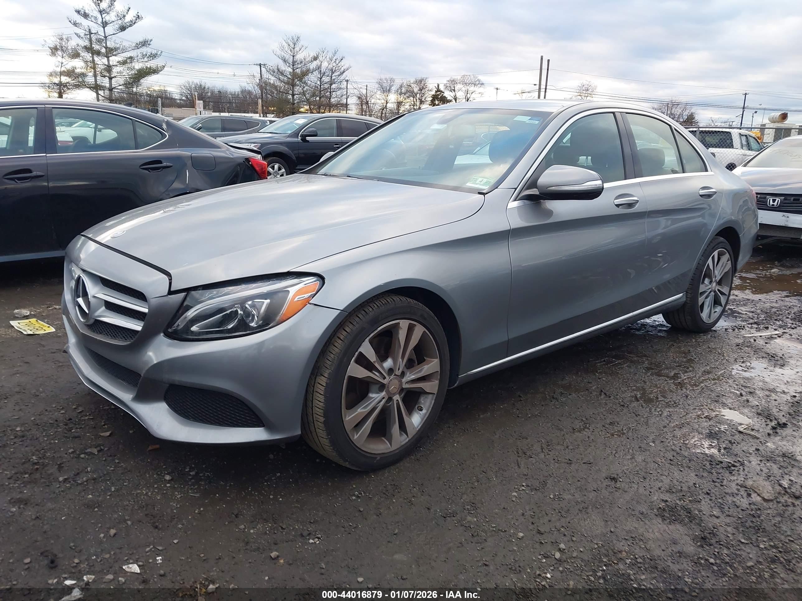 MERCEDES-BENZ C image 2