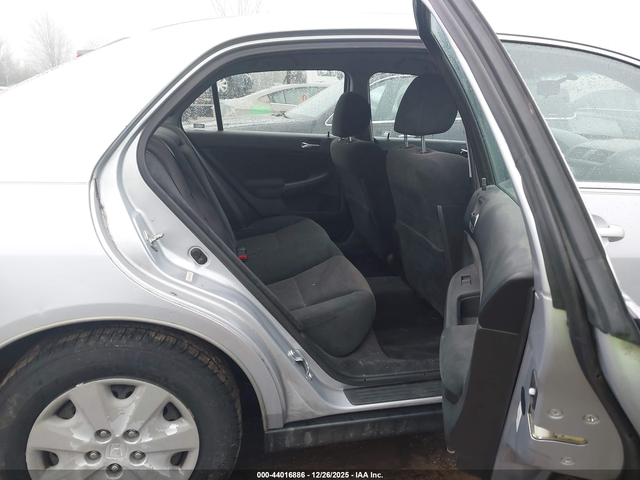 HONDA ACCORD image 8