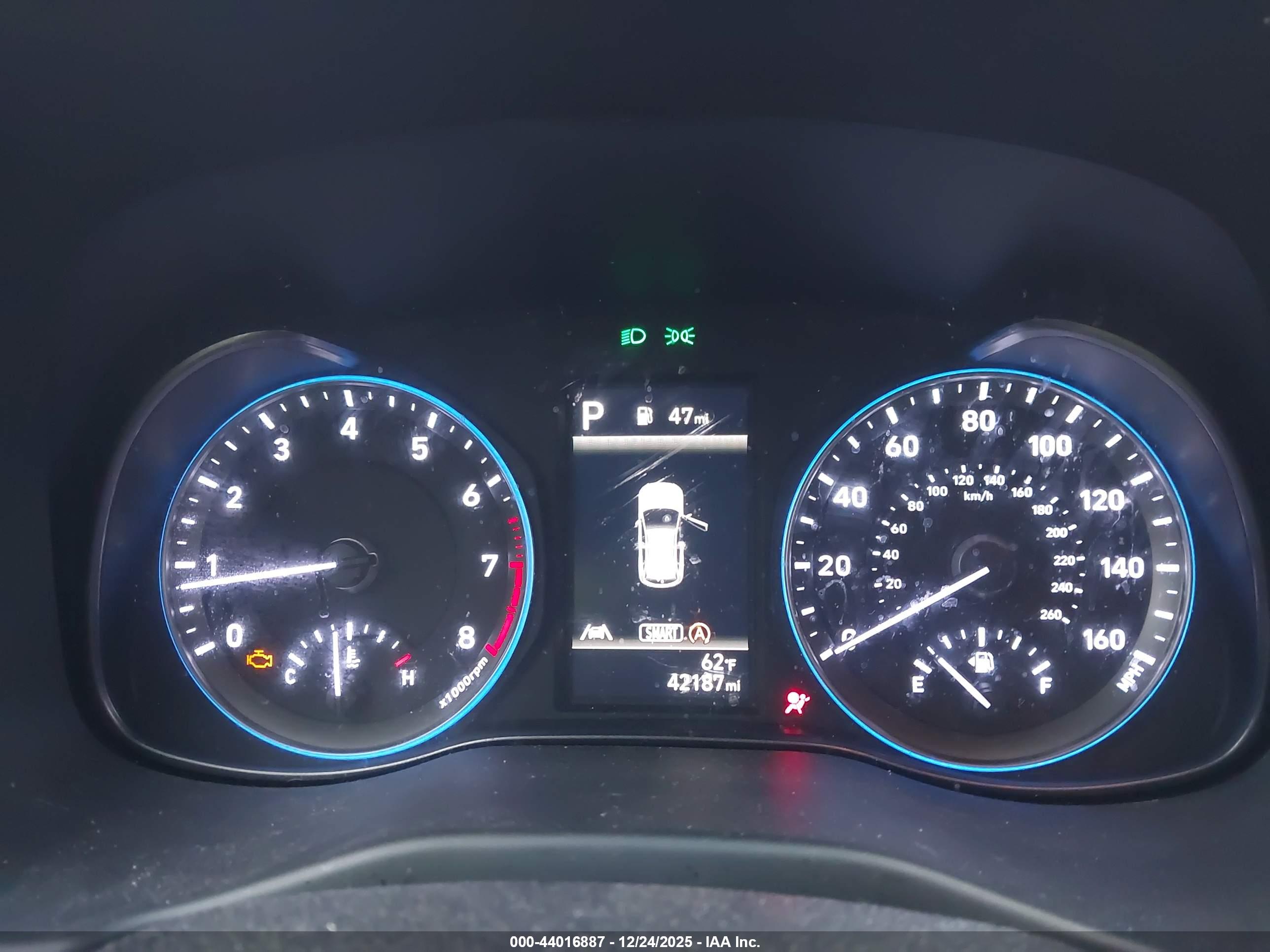 HYUNDAI KONA image 7