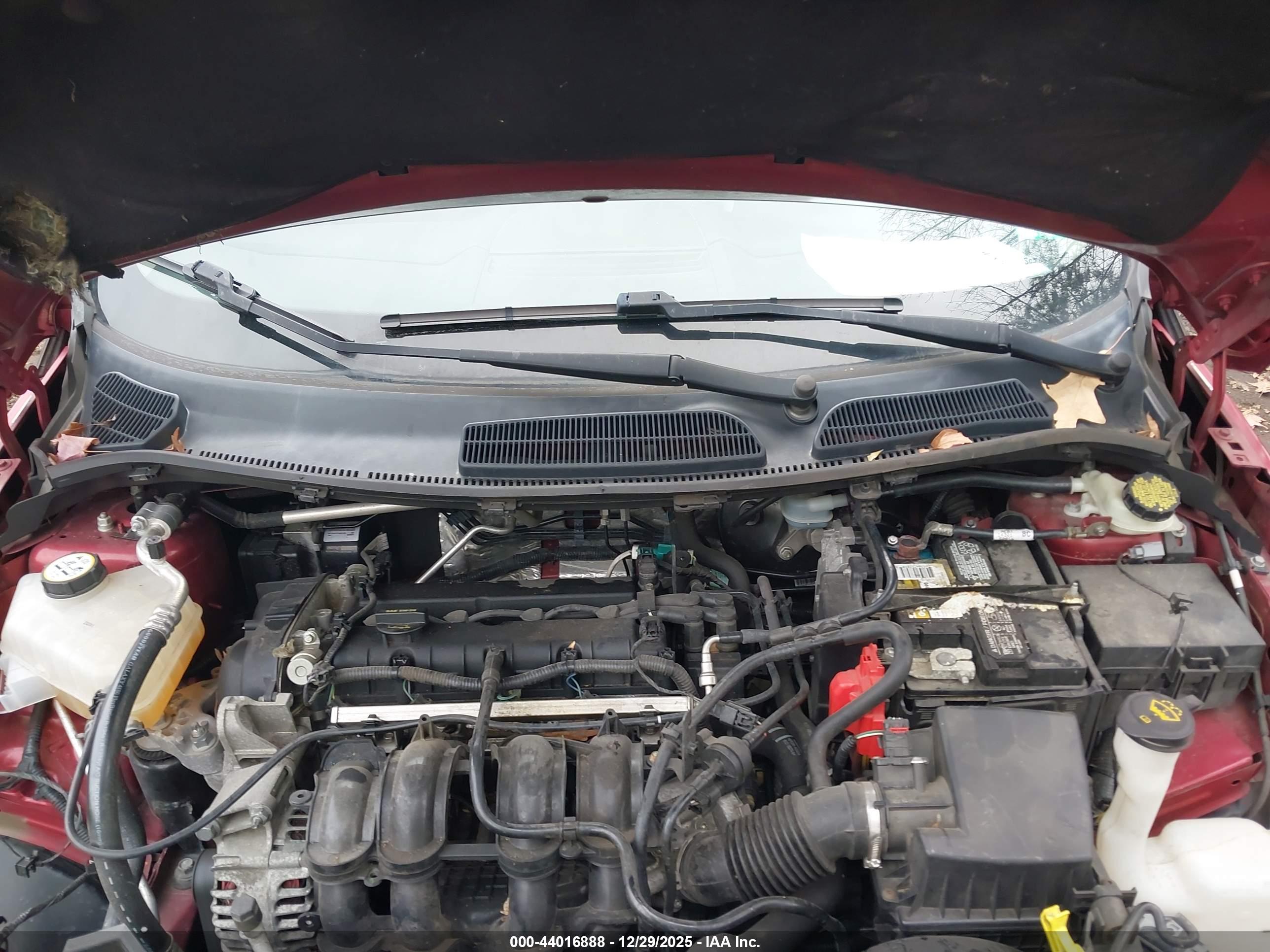 FORD FIESTA image 10