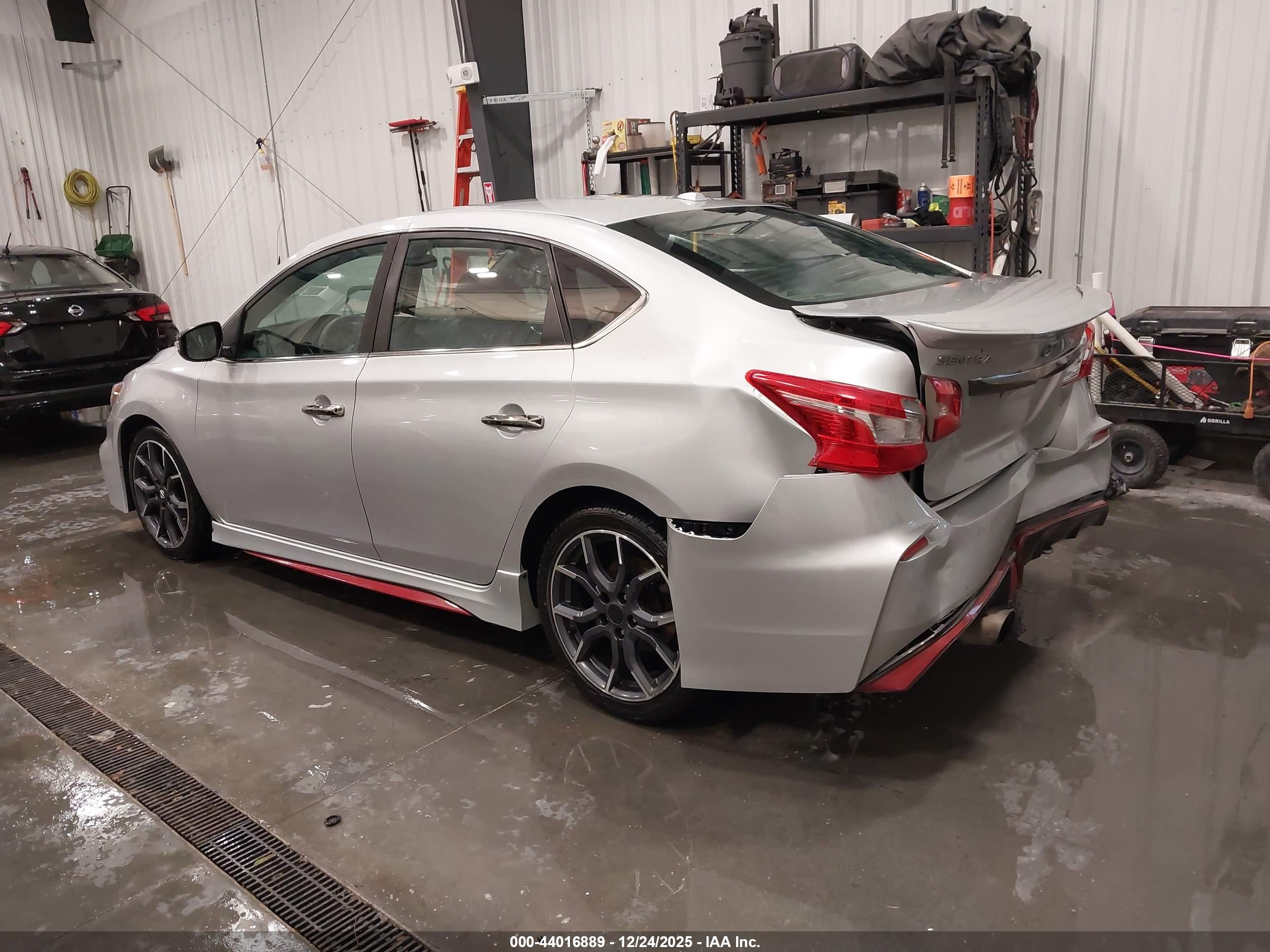 NISSAN SENTRA image 3
