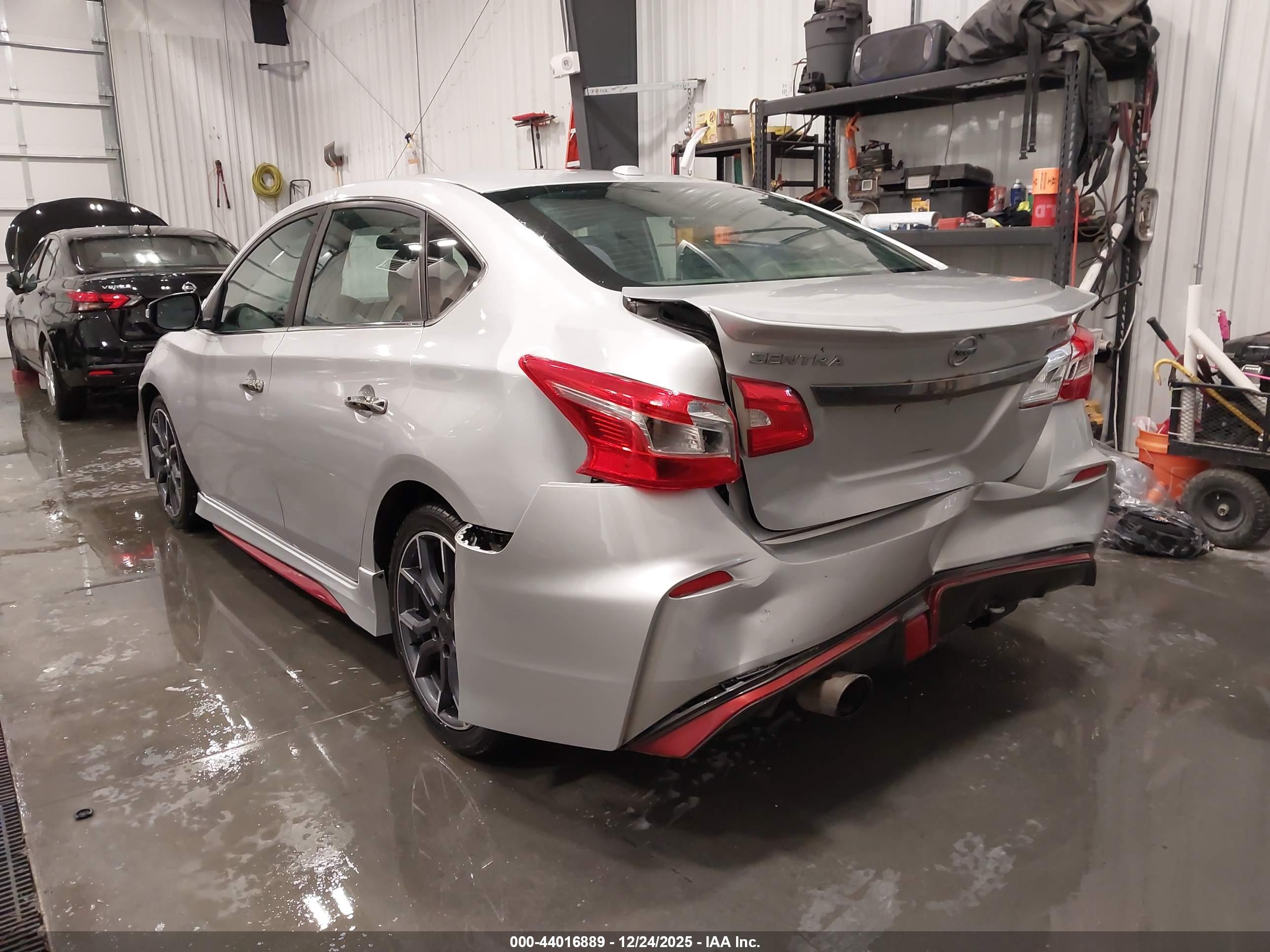 NISSAN SENTRA image 6