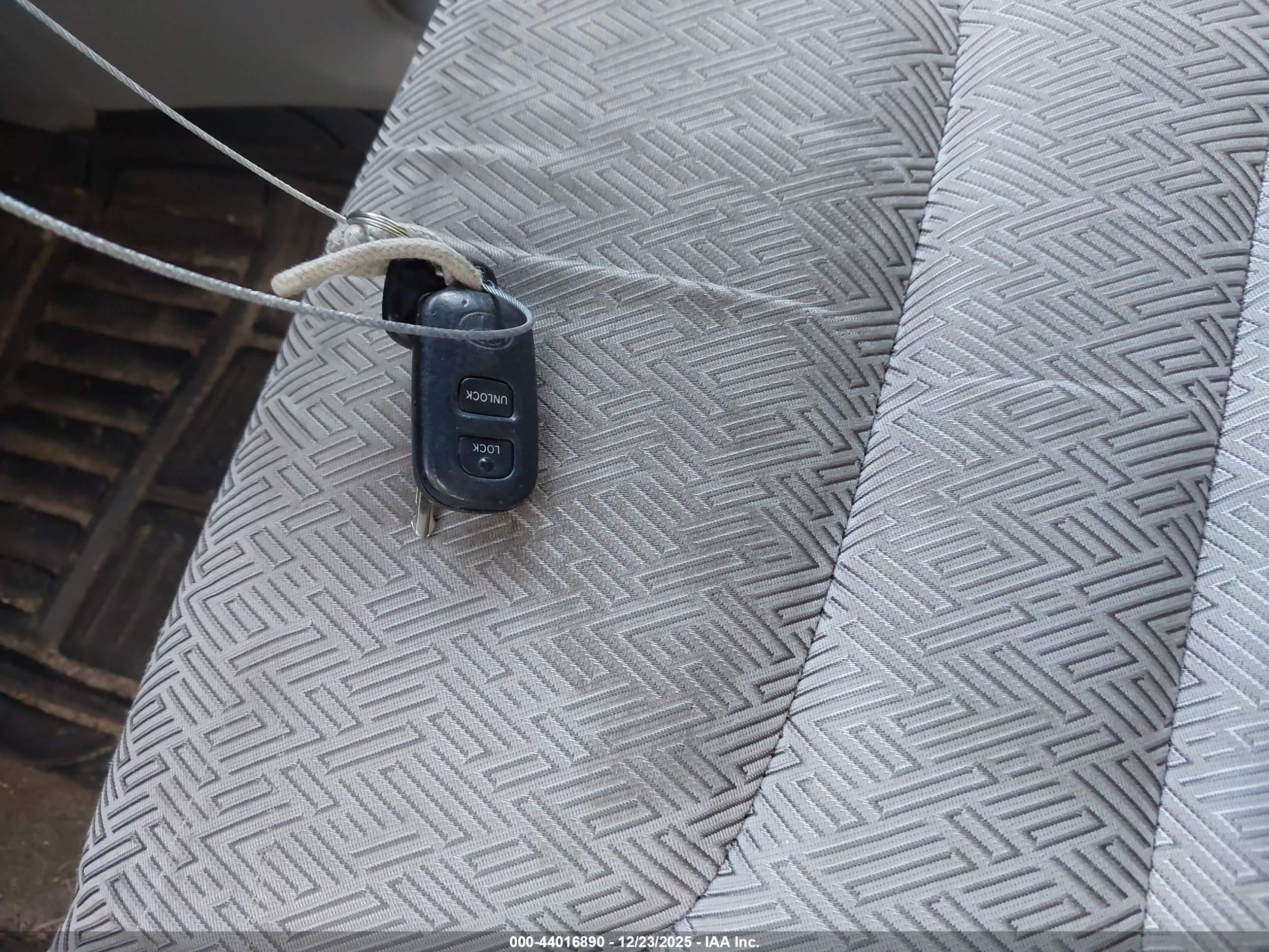 TOYOTA HIGHLANDER image 11