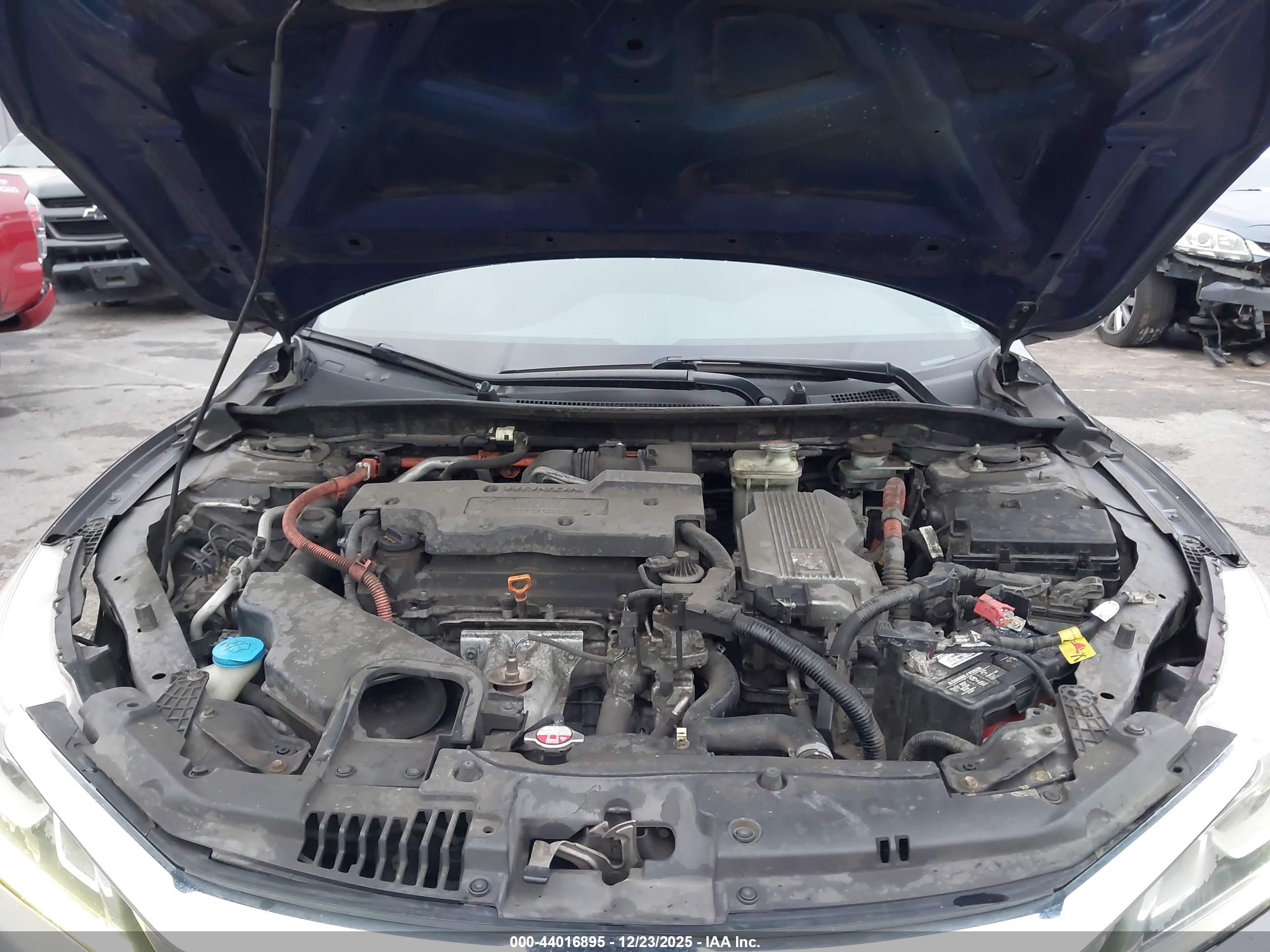 HONDA ACCORD image 10