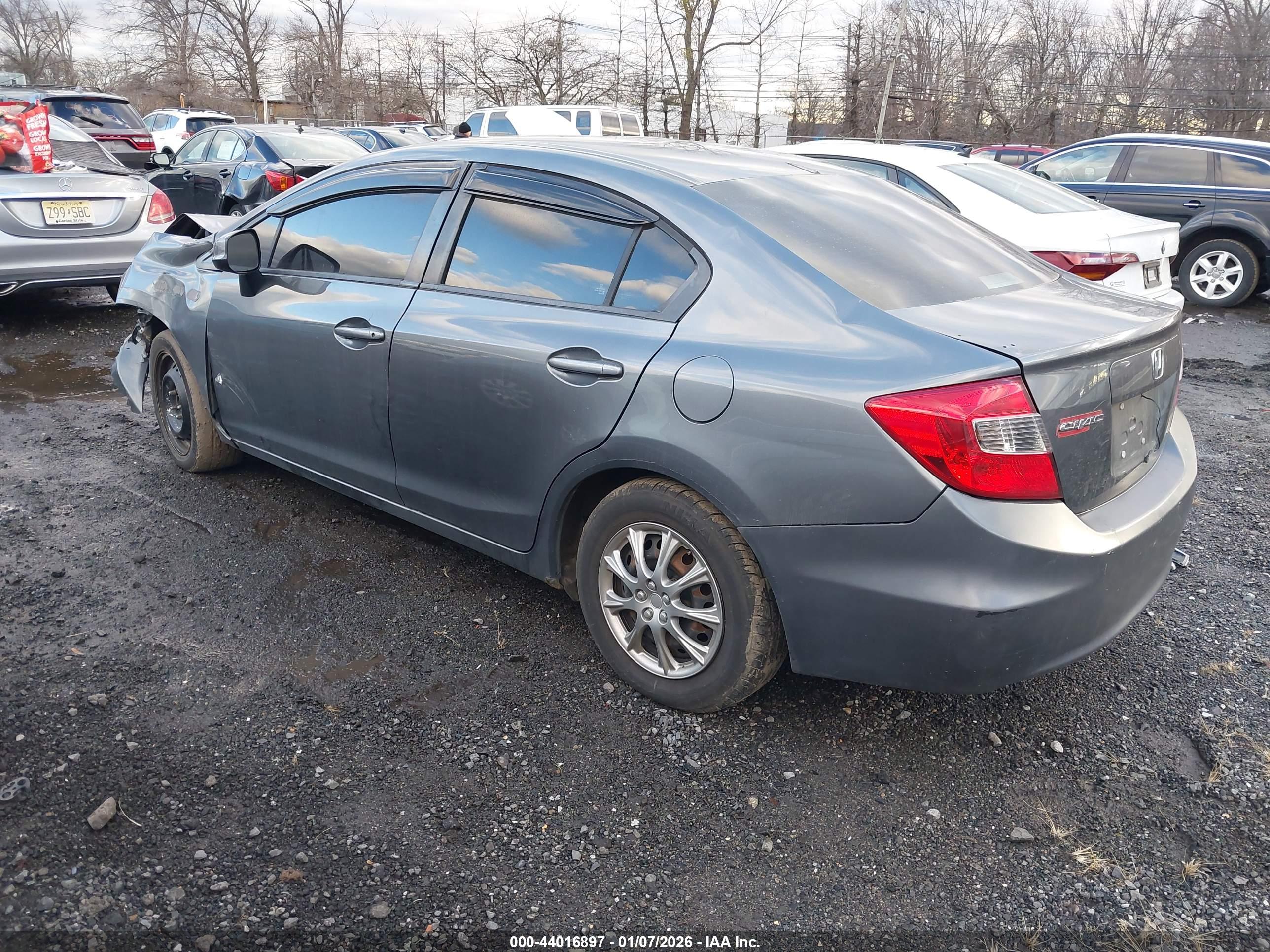 HONDA CIVIC image 3