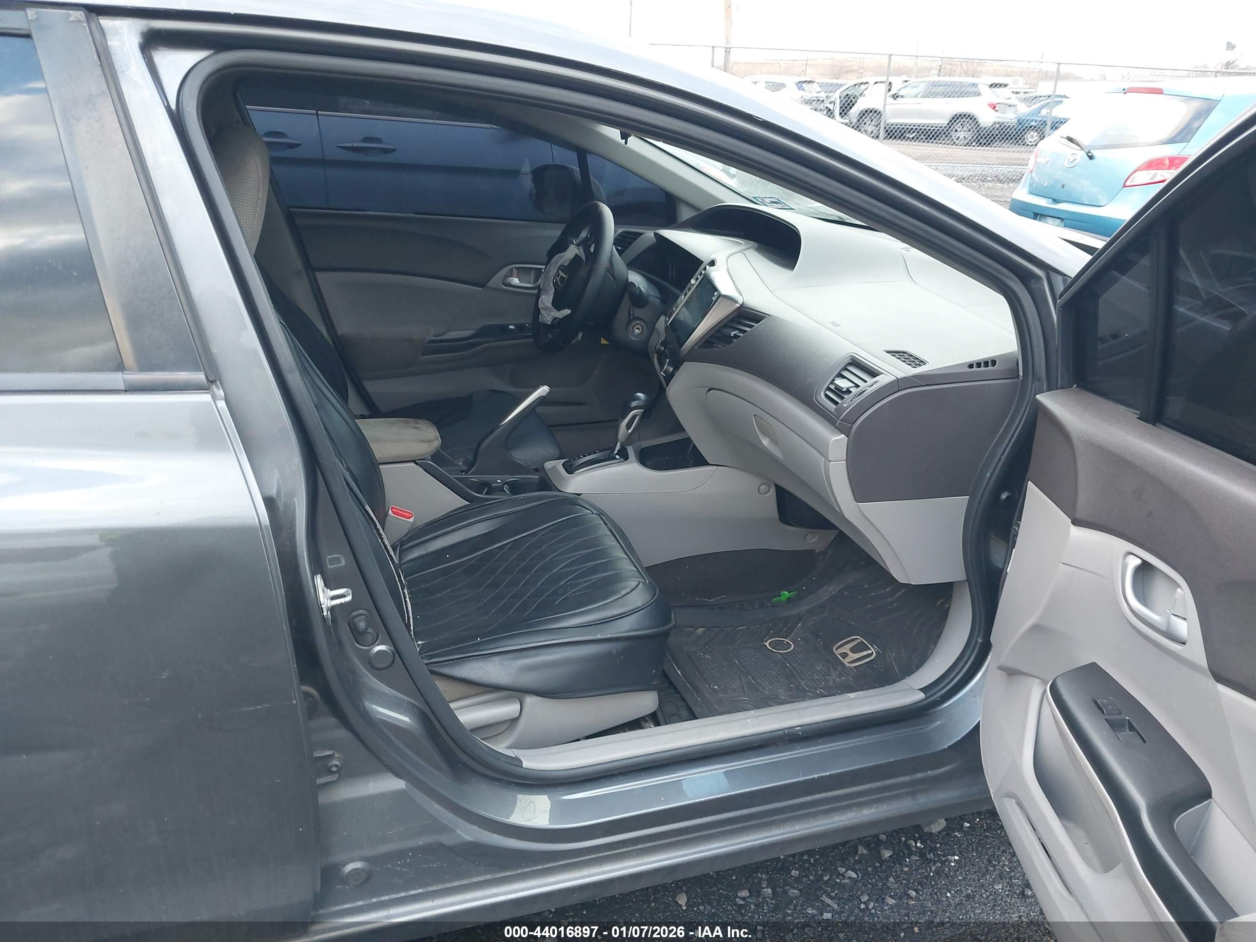 HONDA CIVIC image 5