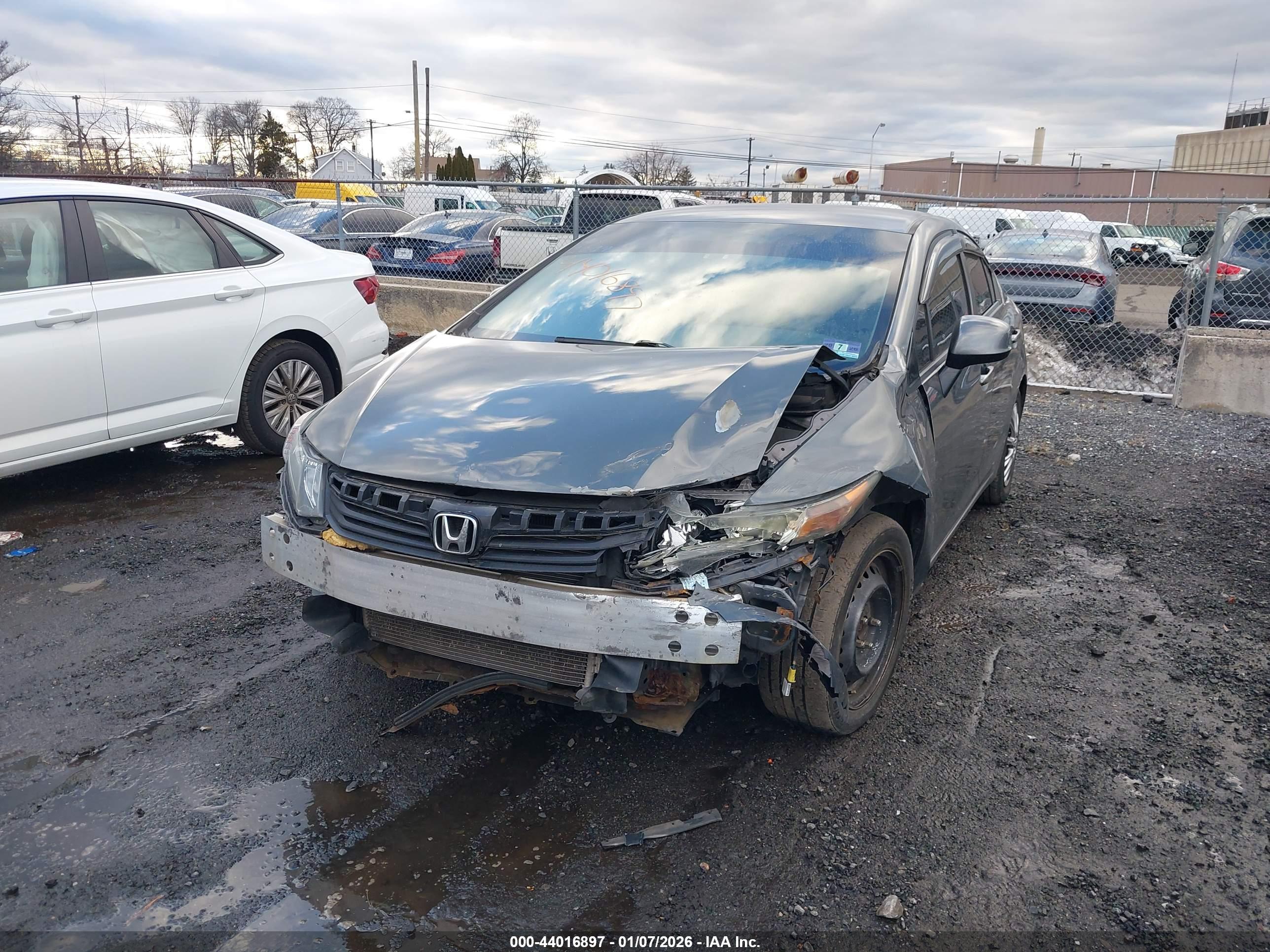 HONDA CIVIC image 6