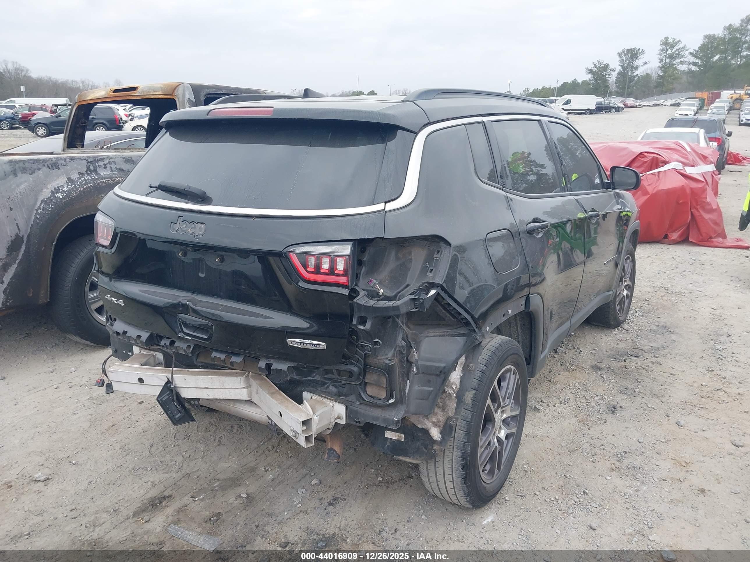 JEEP COMPASS image 4