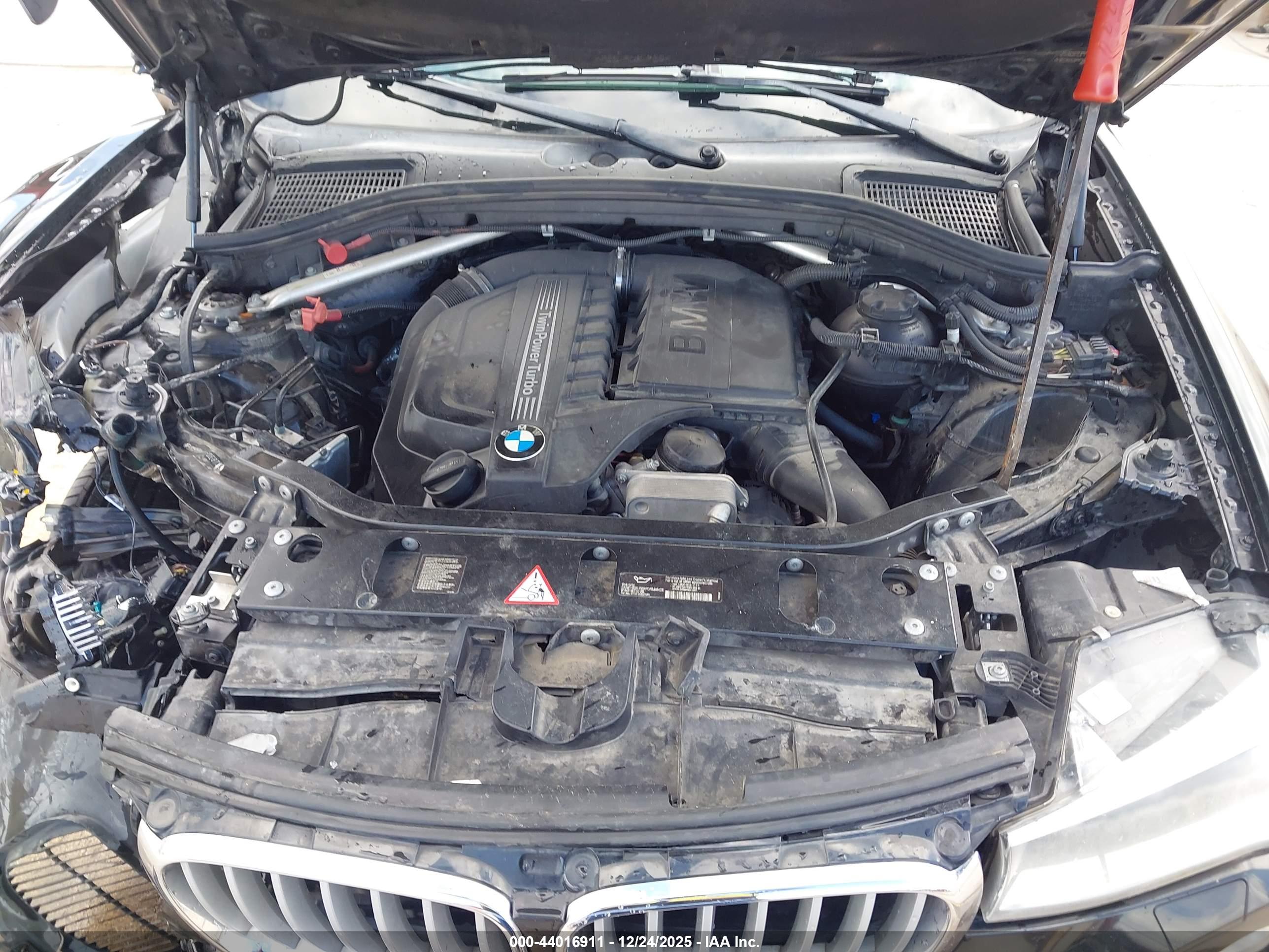 BMW X4 image 10