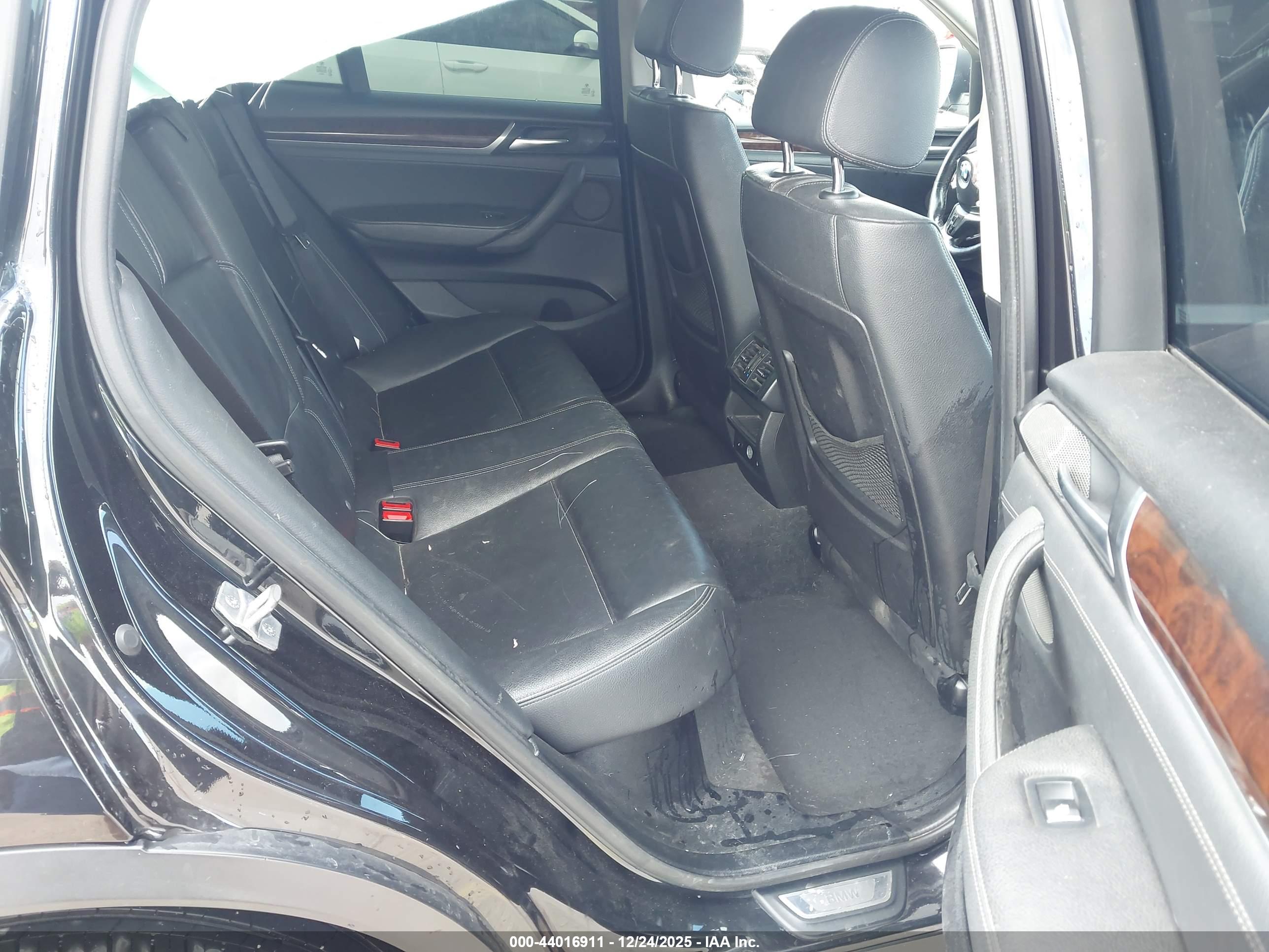 BMW X4 image 8