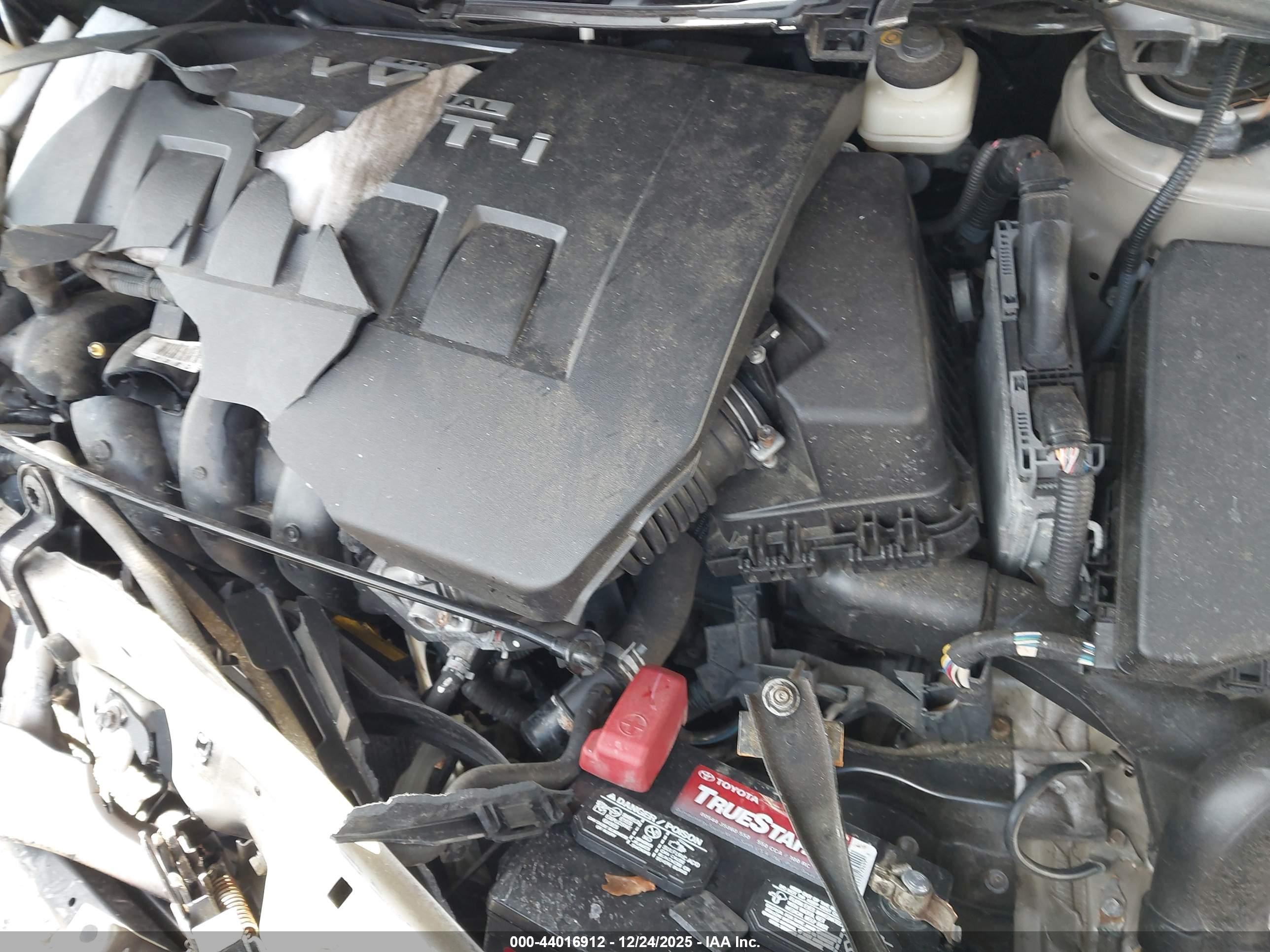 TOYOTA COROLLA image 10