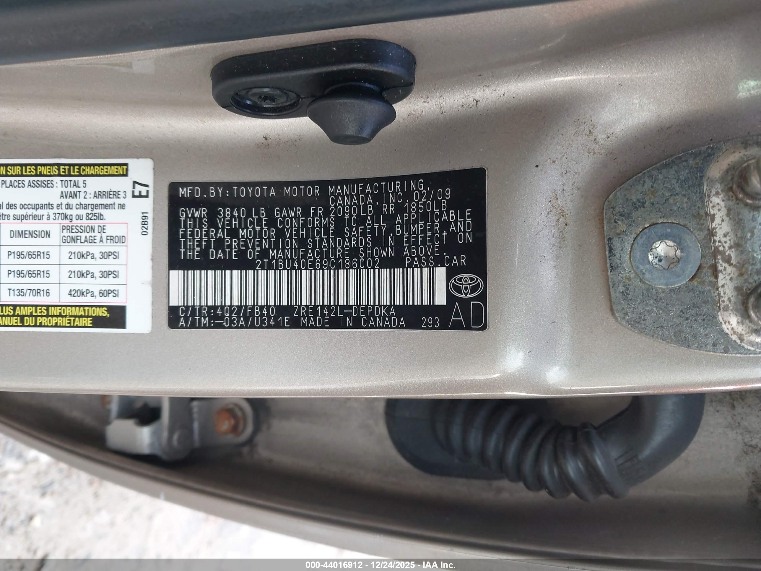 TOYOTA COROLLA image 9