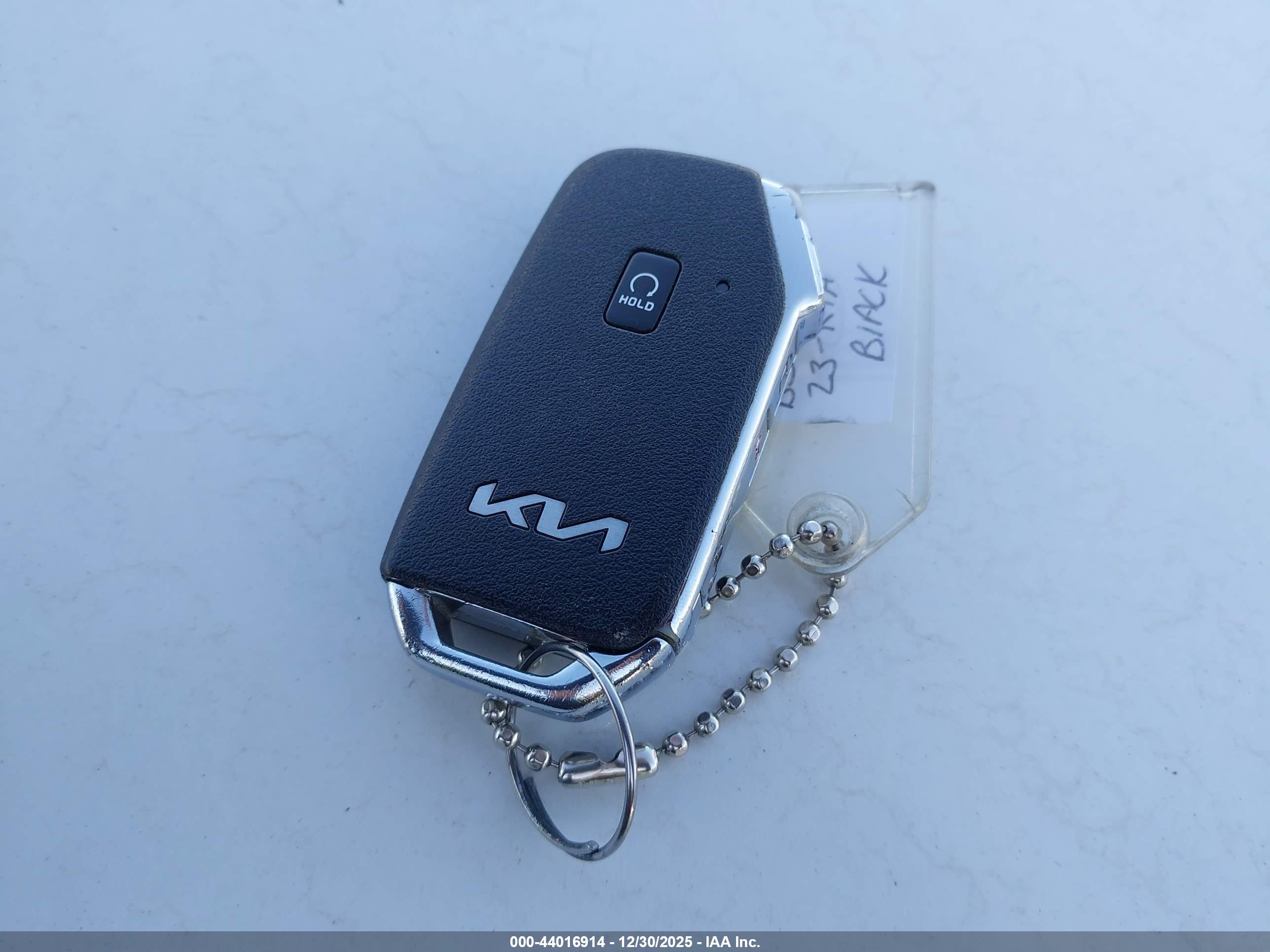 KIA SPORTAGE image 11