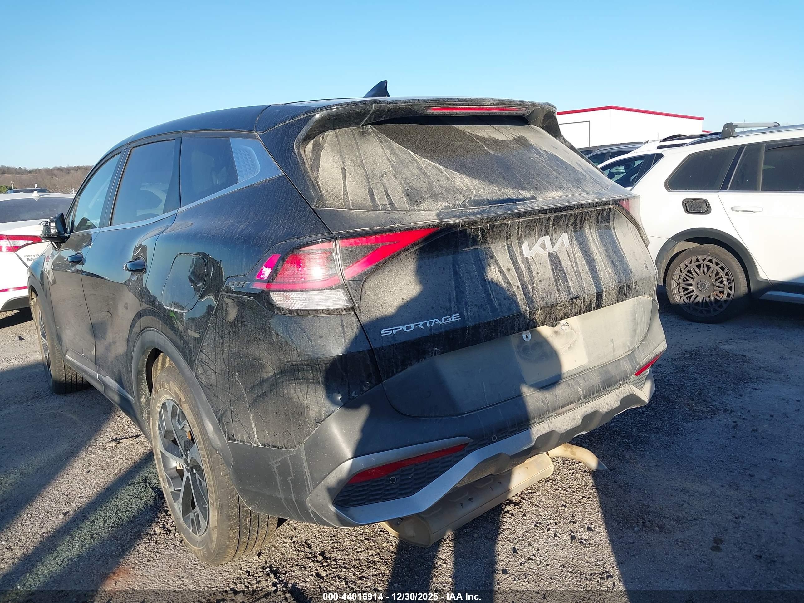 KIA SPORTAGE image 3