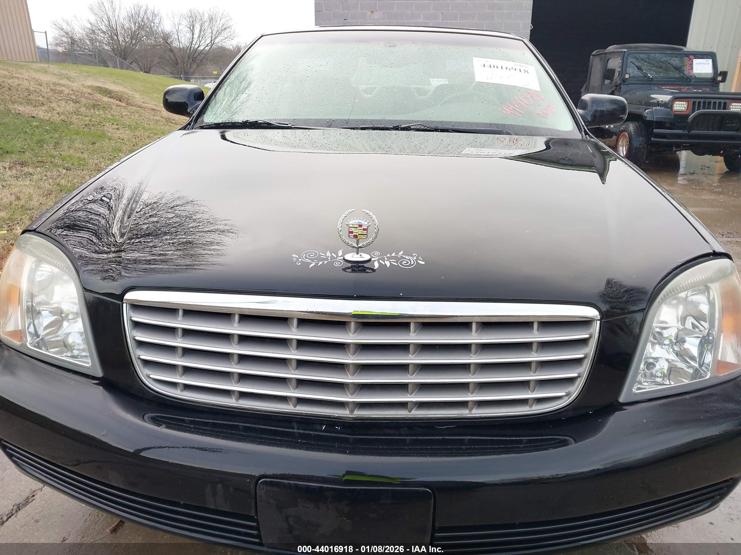 CADILLAC DEVILLE image 6